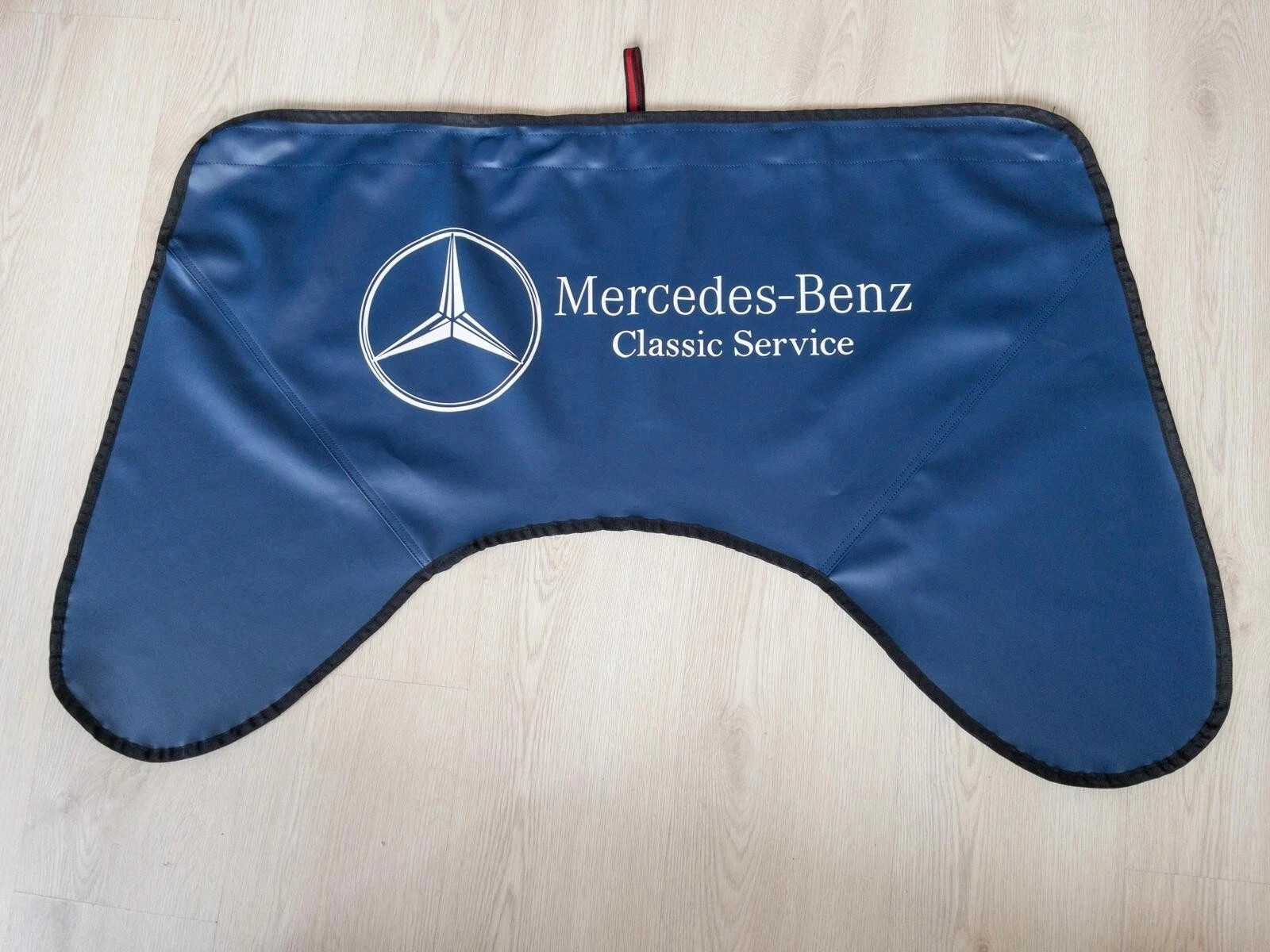 Mercedes W123 W115 W108 W107 W113 fender protector blue with logo set = 1 pcs