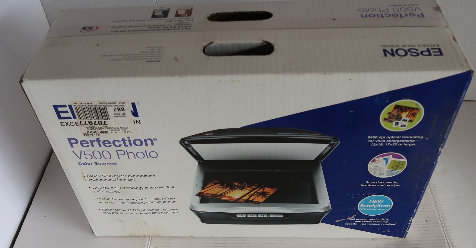 Epson Perfection V500 Photo Color Flatbed Scanner