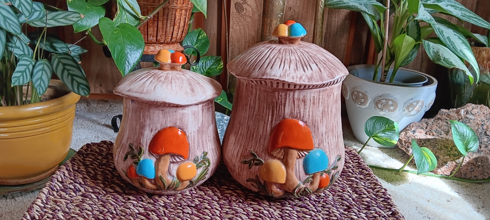 Vintage Arnel's 1975 Mushroom Canister Set 8 Vintage Arnel's 1975 Mushroom Canister Set 8