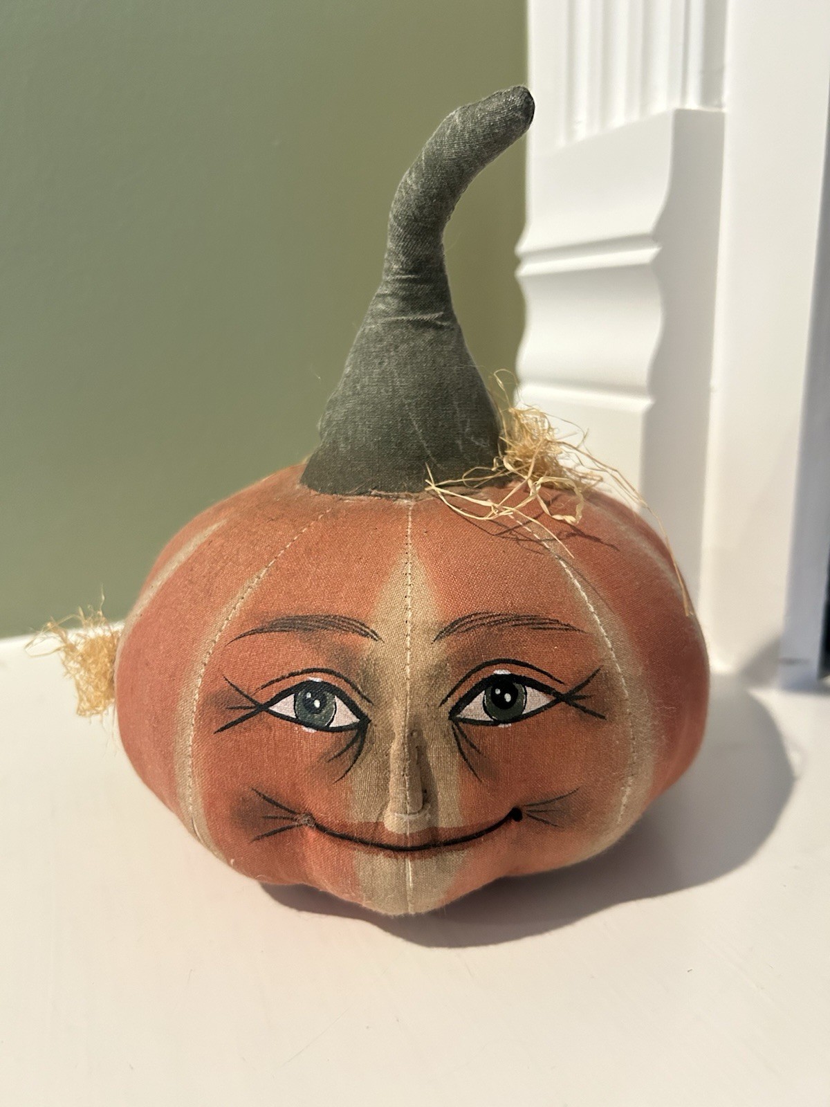 Joe Spencer Gathered Traditions Pumpkin Head Shelf Sitter Preowned excellent