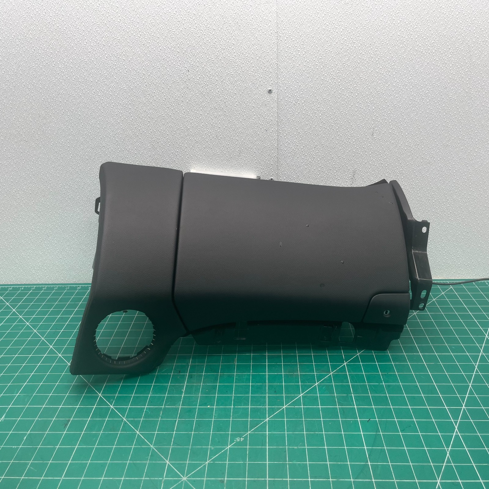 06-08 MERCEDES-BENZ W219 CLS CLASS GLOVEBOX GLOVE BOX COMPARTMENT OEM