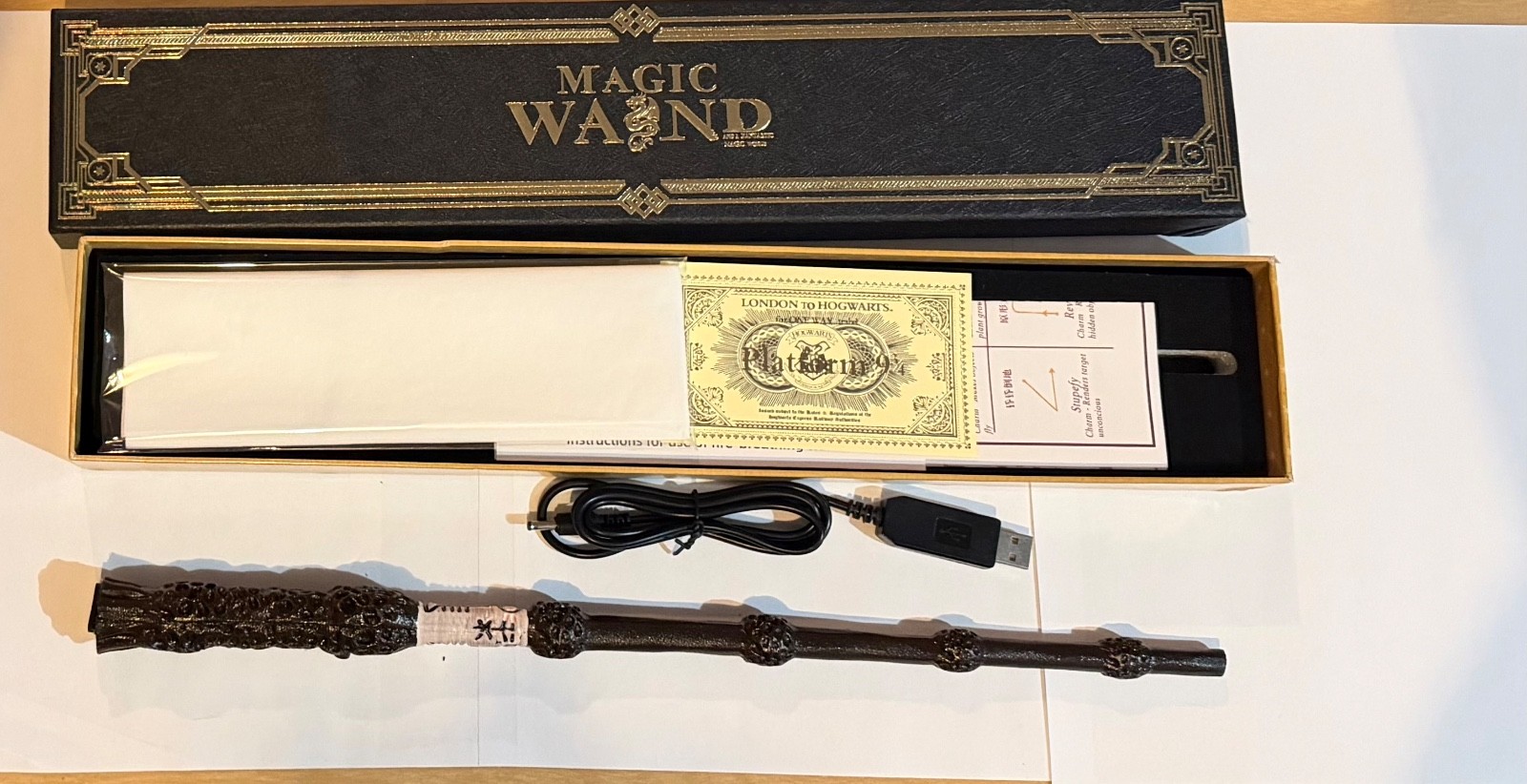 HARRY POTTER ( Deluxe DUMBLEDORE VERSION) Magic wand that shoots fireballs USA