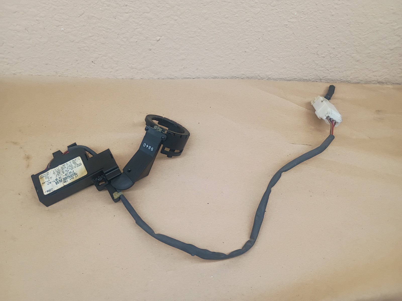 FORD ANTI THEFT PATS TRANSCEIVER F8DB-15607-AC