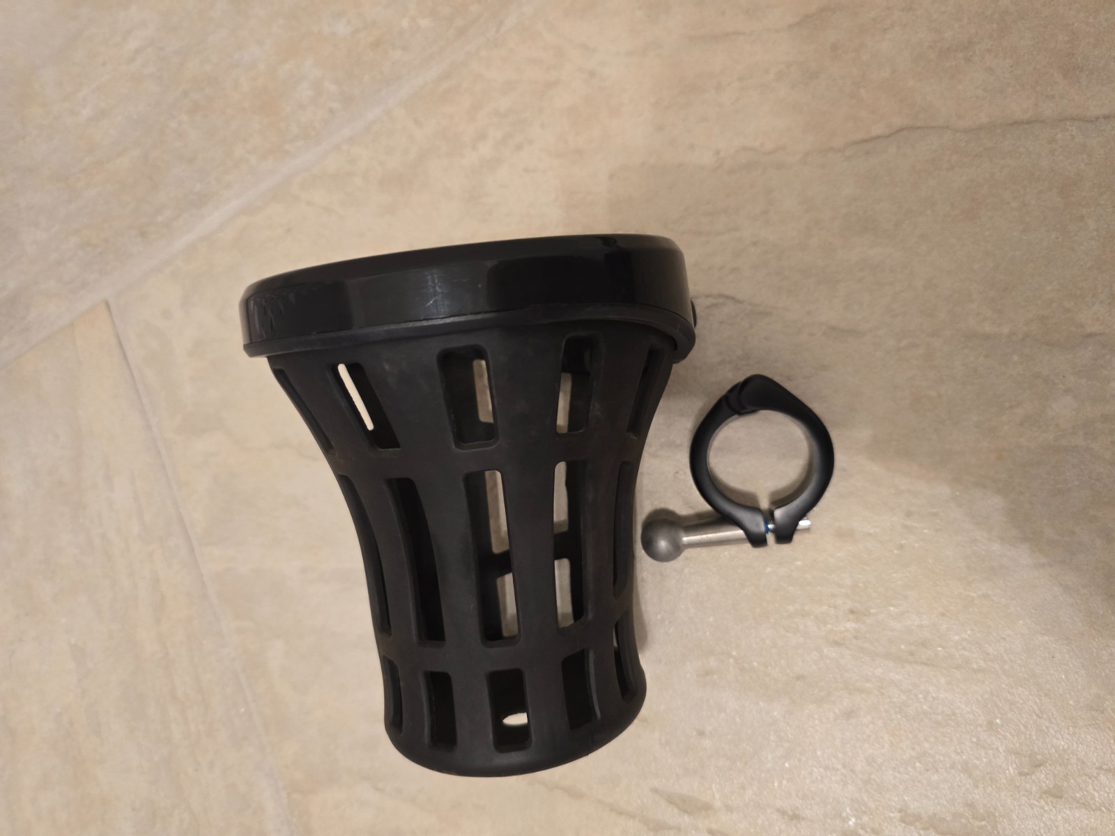 Ciro - 55922 - Gen 2 Big Ass Drink Holder, Passenger - Black