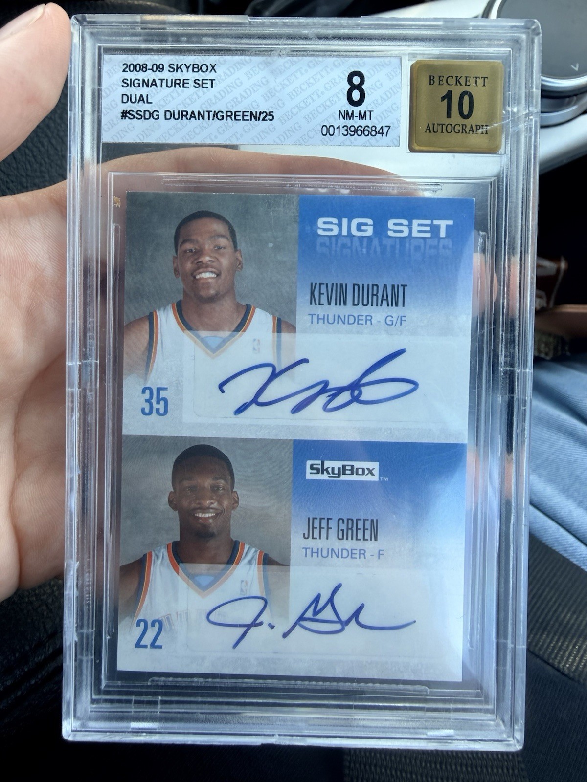 2008-09 SkyBox Signature Set Dual SS-DG Durant/Green /25 Dual Auto BAS BGS 8