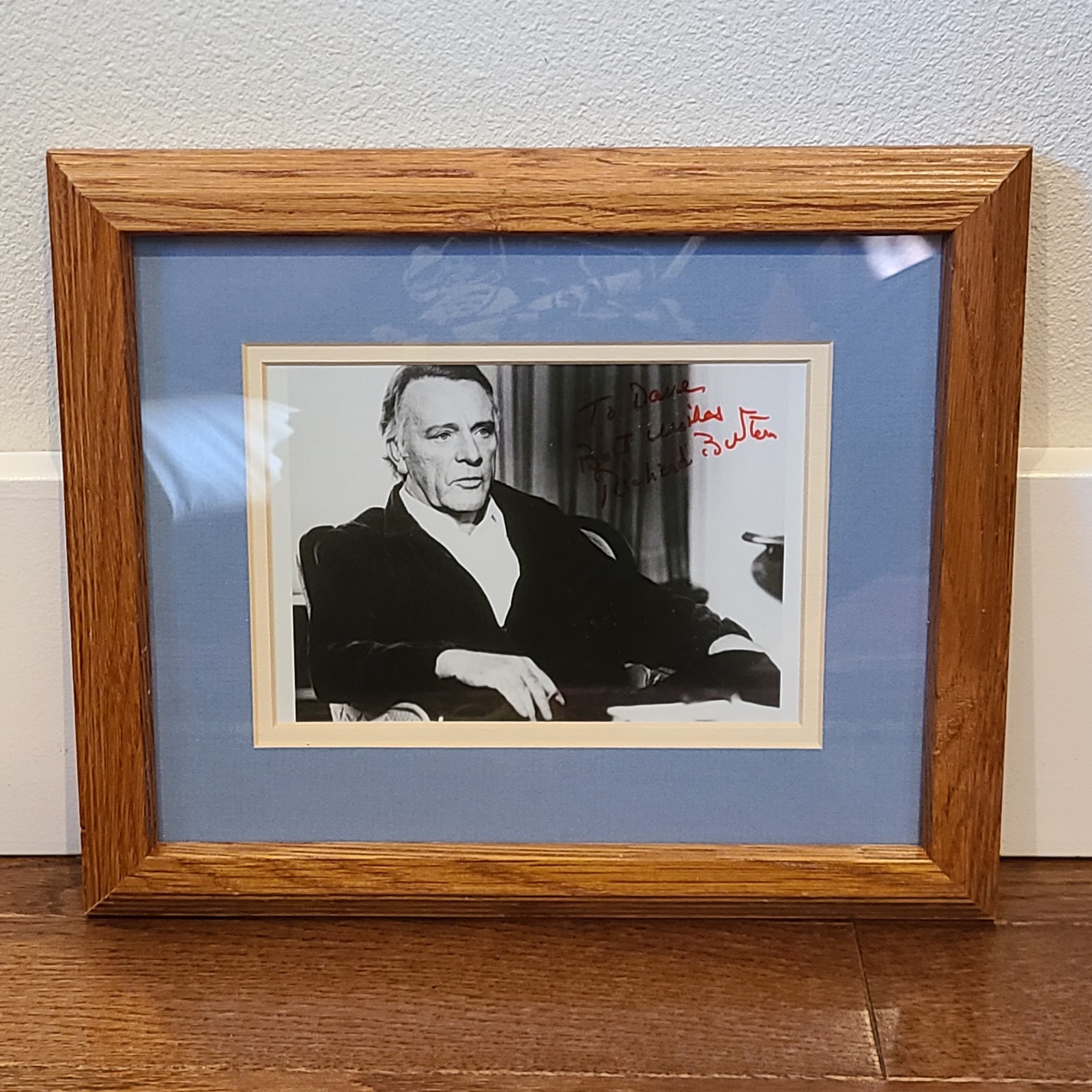 Actor Richard Burton autographed framed photo inscribed \ Actor Richard Burton autographed framed photo inscribed \
