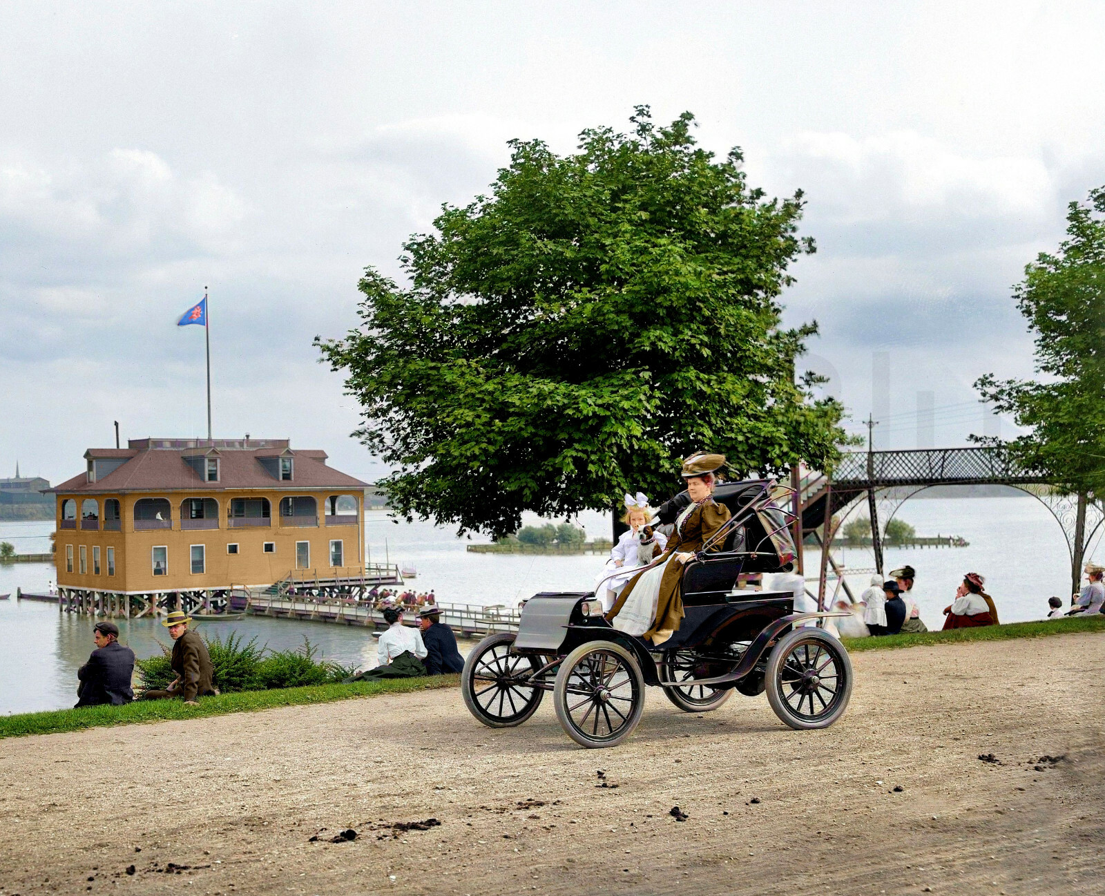 1910 Riverside Park and boat house Toledo, Ohio 14 x 11\