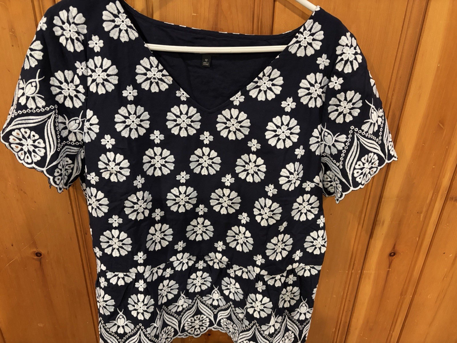 Talbots Women\'s Top Sz 12 Solid Black White Snowflake 100% Cotton Short Sleeve Talbots Women\'s Top Sz 12 Solid Black White Snowflake 100% Cotton Short Sleeve