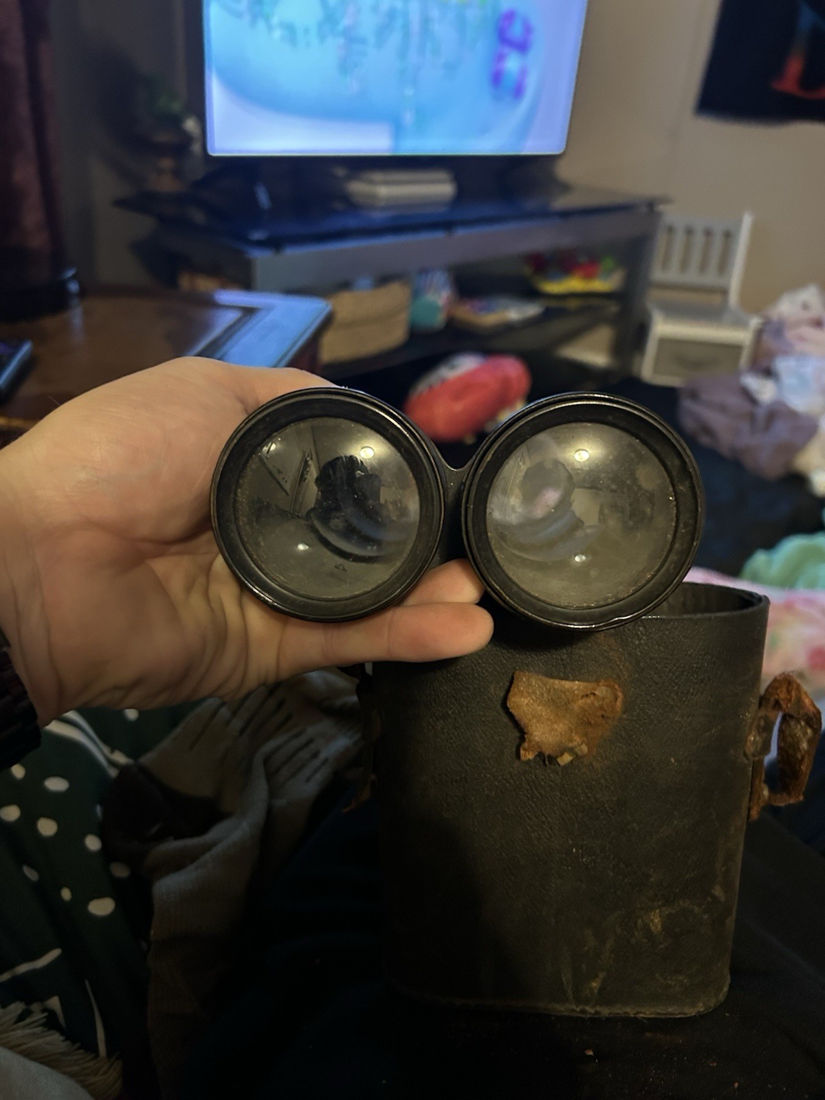 Vintage WWI US Field Gear Military Binoculars with Case, Militaria Theme