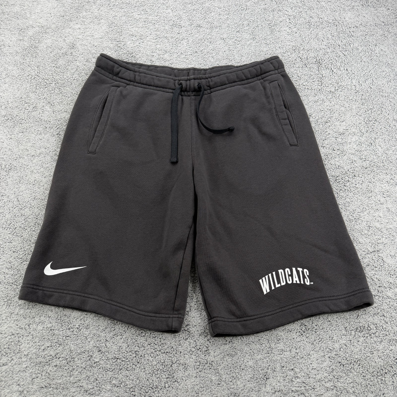 Villanova Wildcats Sweat Shorts Mens Medium Gray NCAA Basketball Swoosh Nike