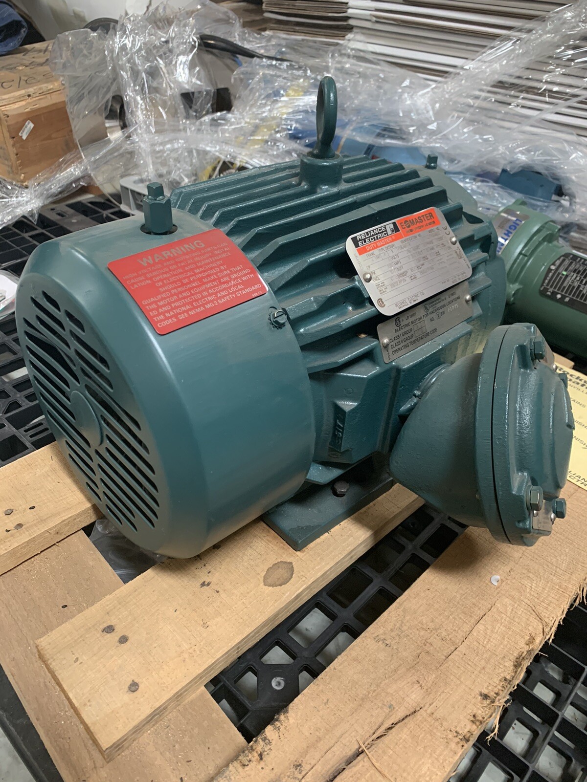 5 HP Reliance Electric Motor P18G4801-8, 230/460V,  3505 RPM, New