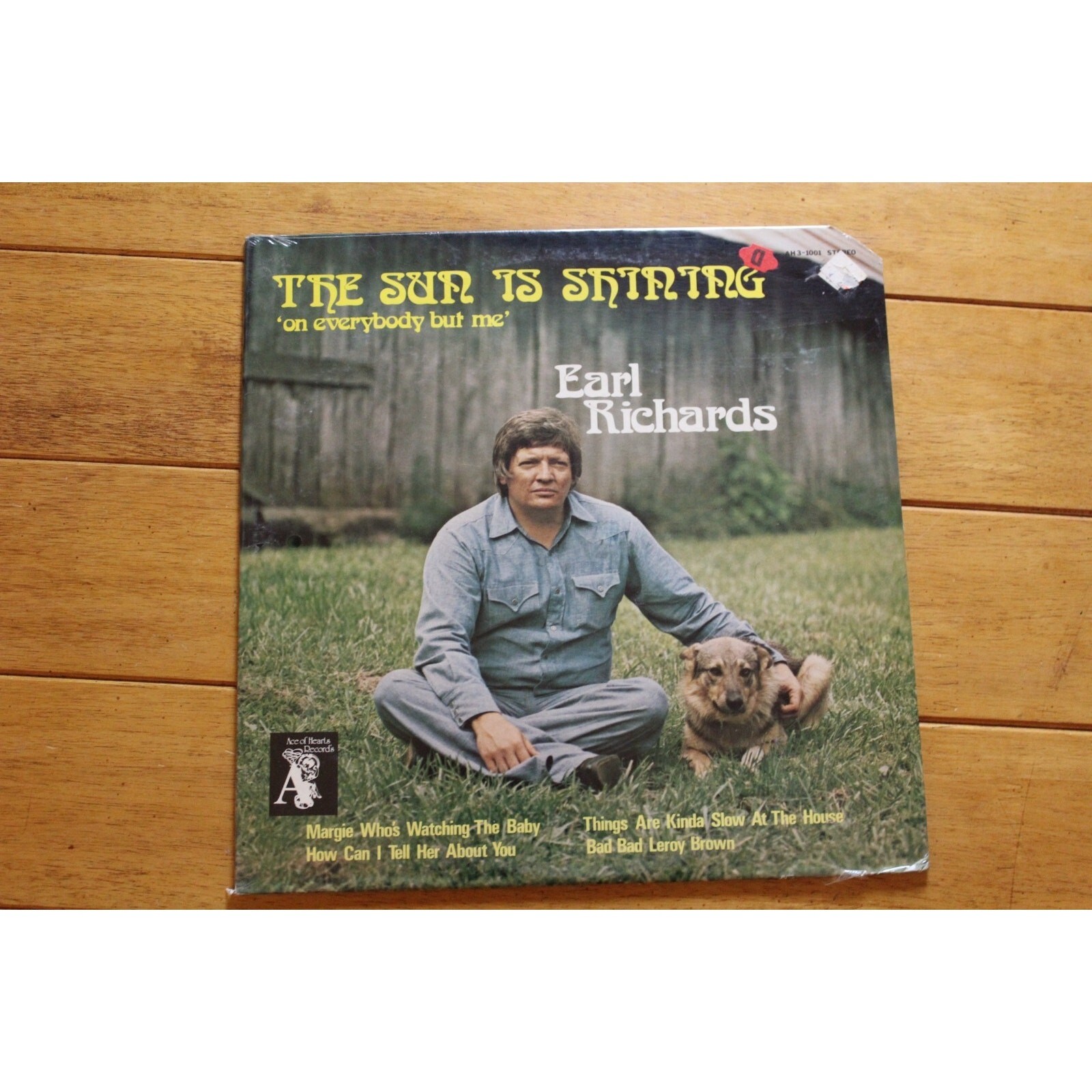 EARL RICHARDS \
