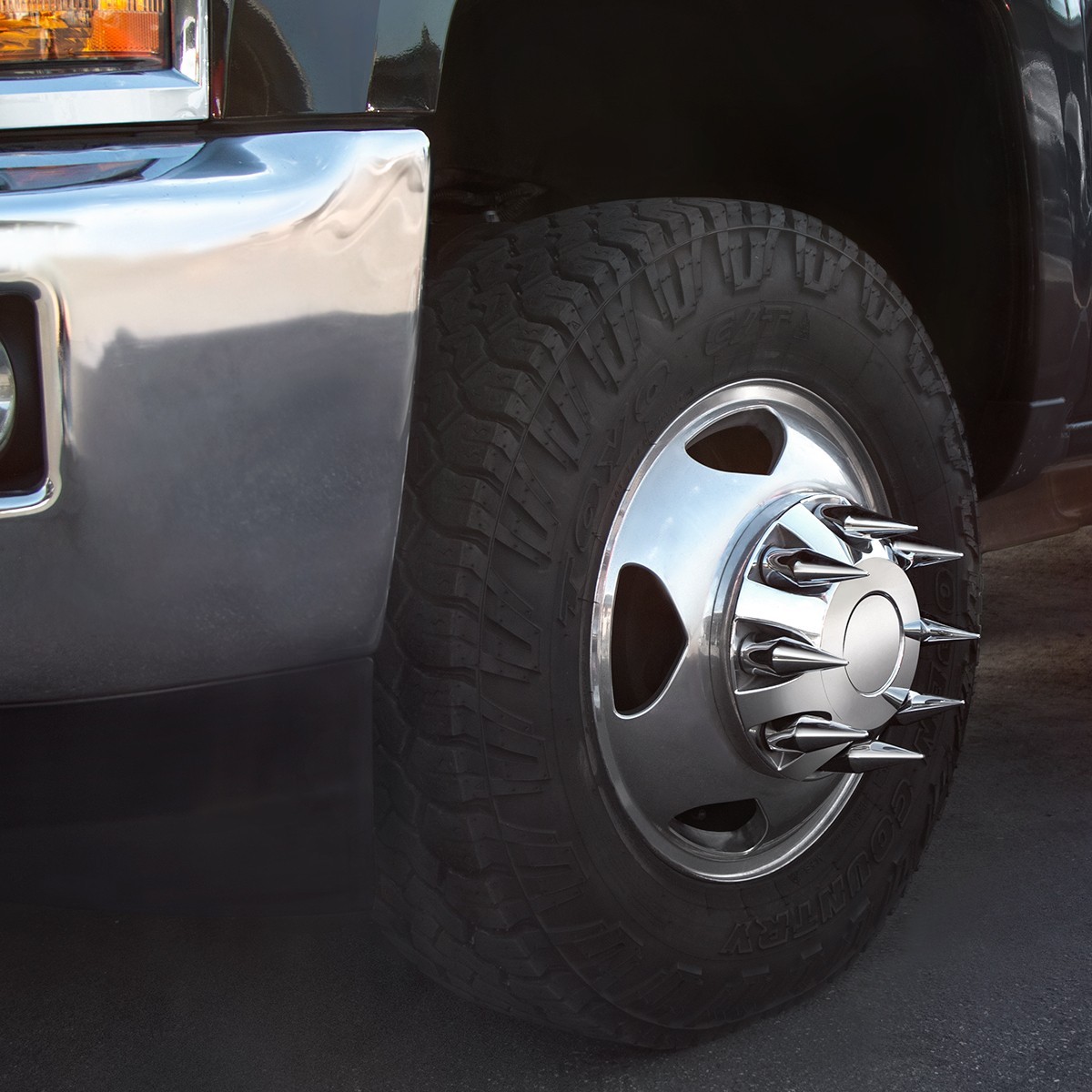 Chrome Spike Lug Nut Cover For 1999-2018 Chevy & GMC 2500/3500 Push-on 32 pcs