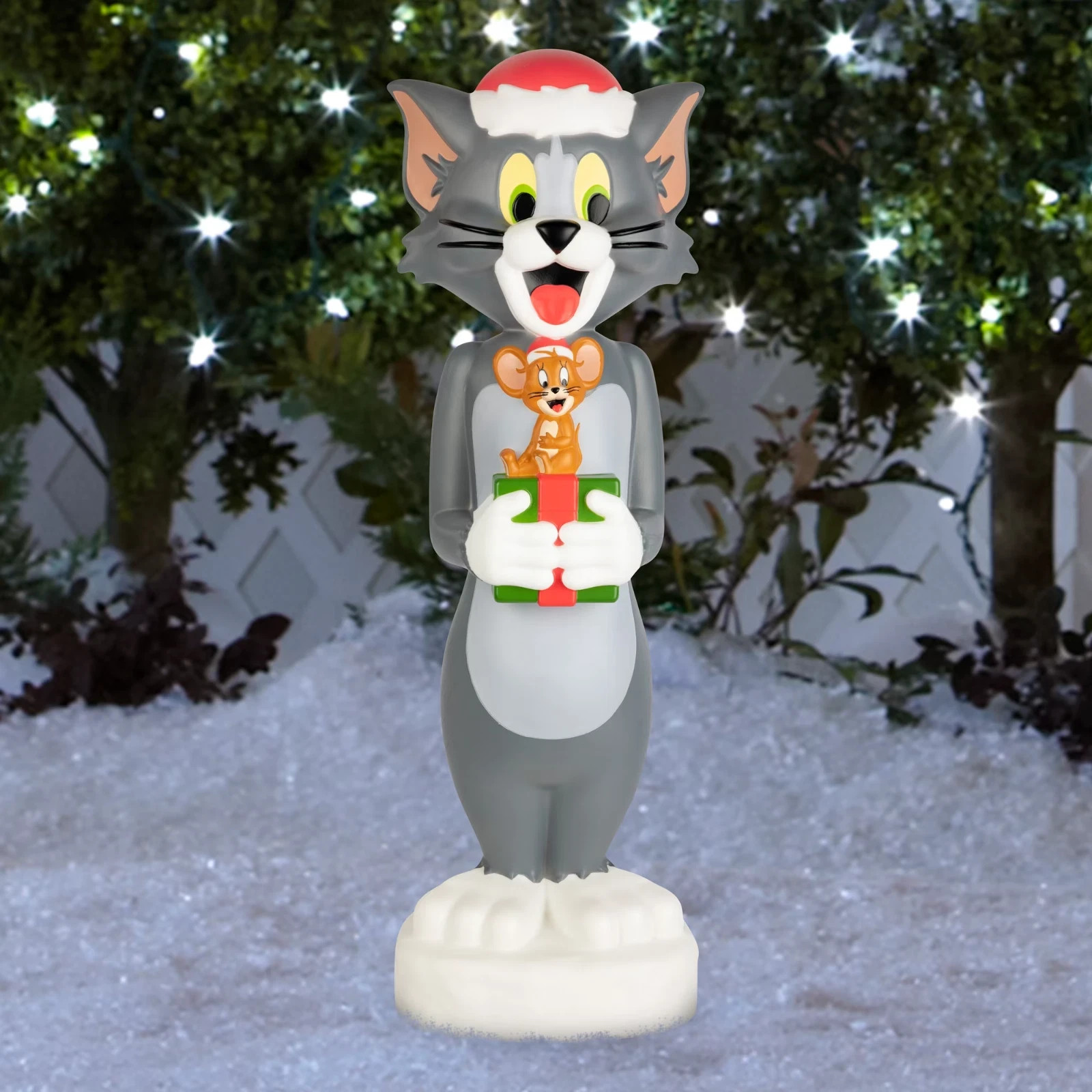 2026 Outdoor Inside Tom And Jerry Christmas Holiday Blow Mold Brand New 32”