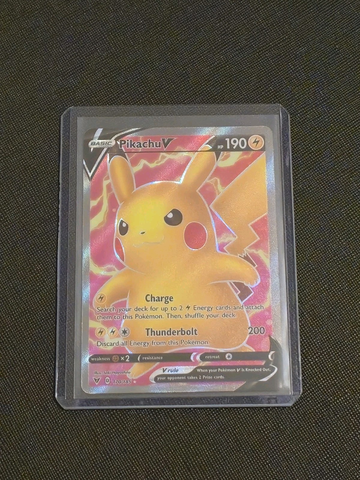 Pikachu V Full Art Ultra Rare Holo 170/185 Vivid Voltage 190 HP English 2020