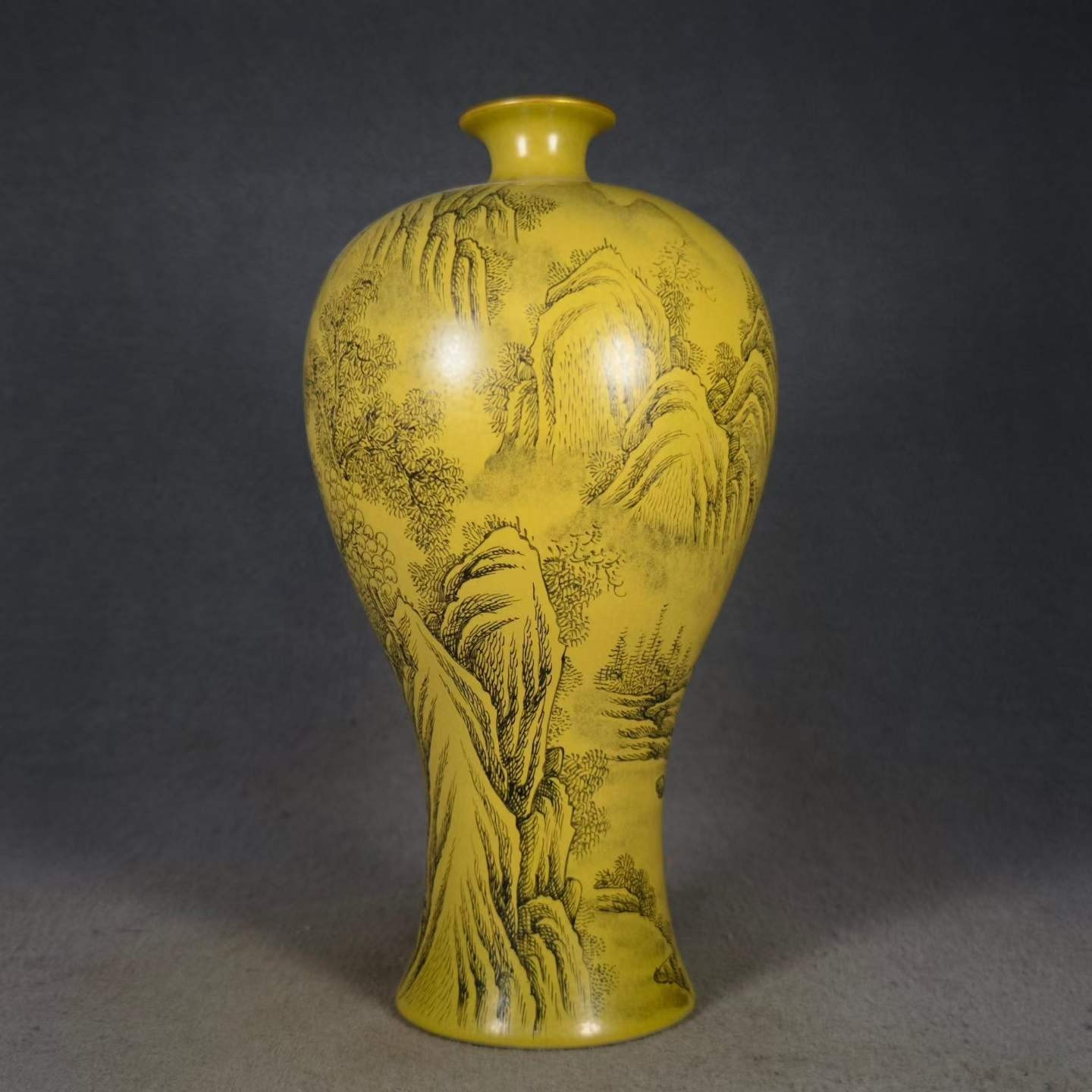 Chinese Ru-ware *Meiping* Vase with Ink-style Landscape Painting