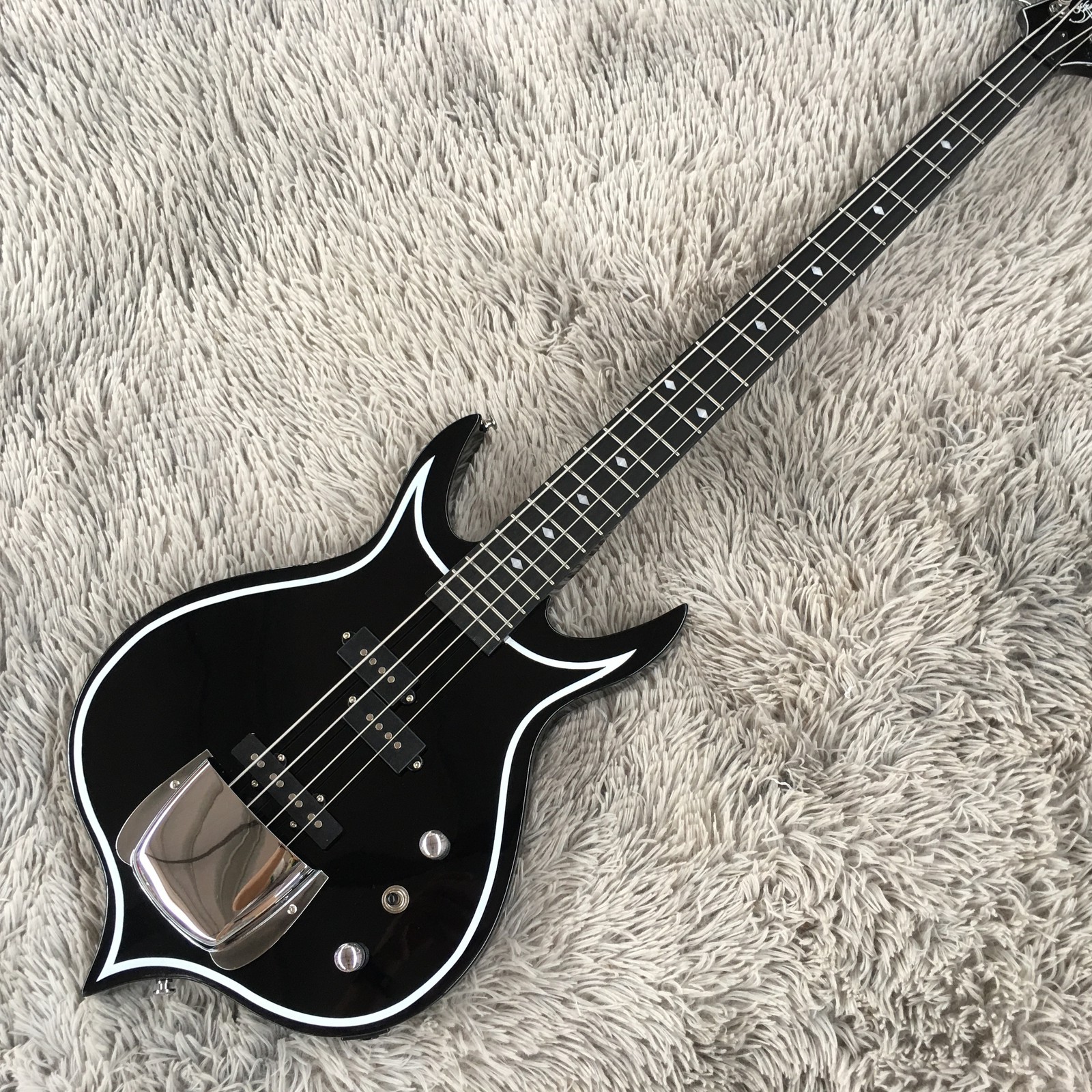 Punisher Solid 4-String Electric Bass Guitar Chrome Hardware Diamond Inlays