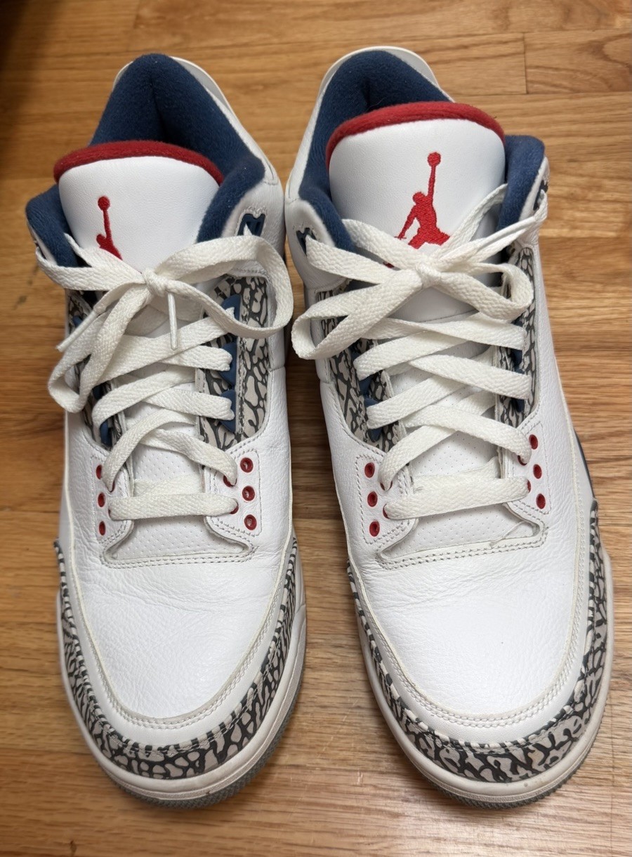 Air Jordan 3 Retro OG Mid True Blue White/Blue/Red Leather Sneakers 854262-106 Air Jordan 3 Retro OG Mid True Blue White/Blue/Red Leather Sneakers 854262-106
