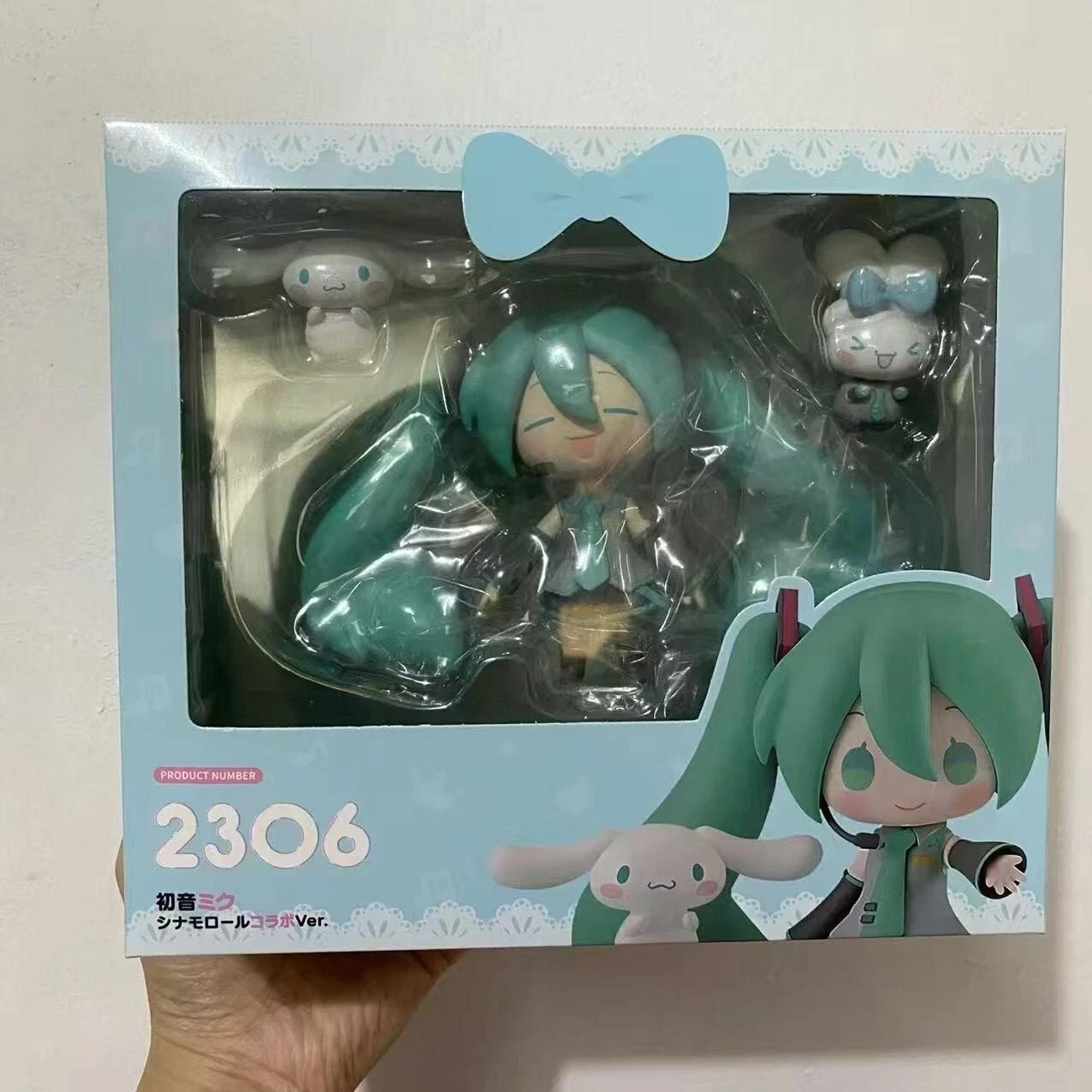 Nendoroid #2306 Hatsune Miku x Cinnamoroll - 10cm Poseable Figure Brand New