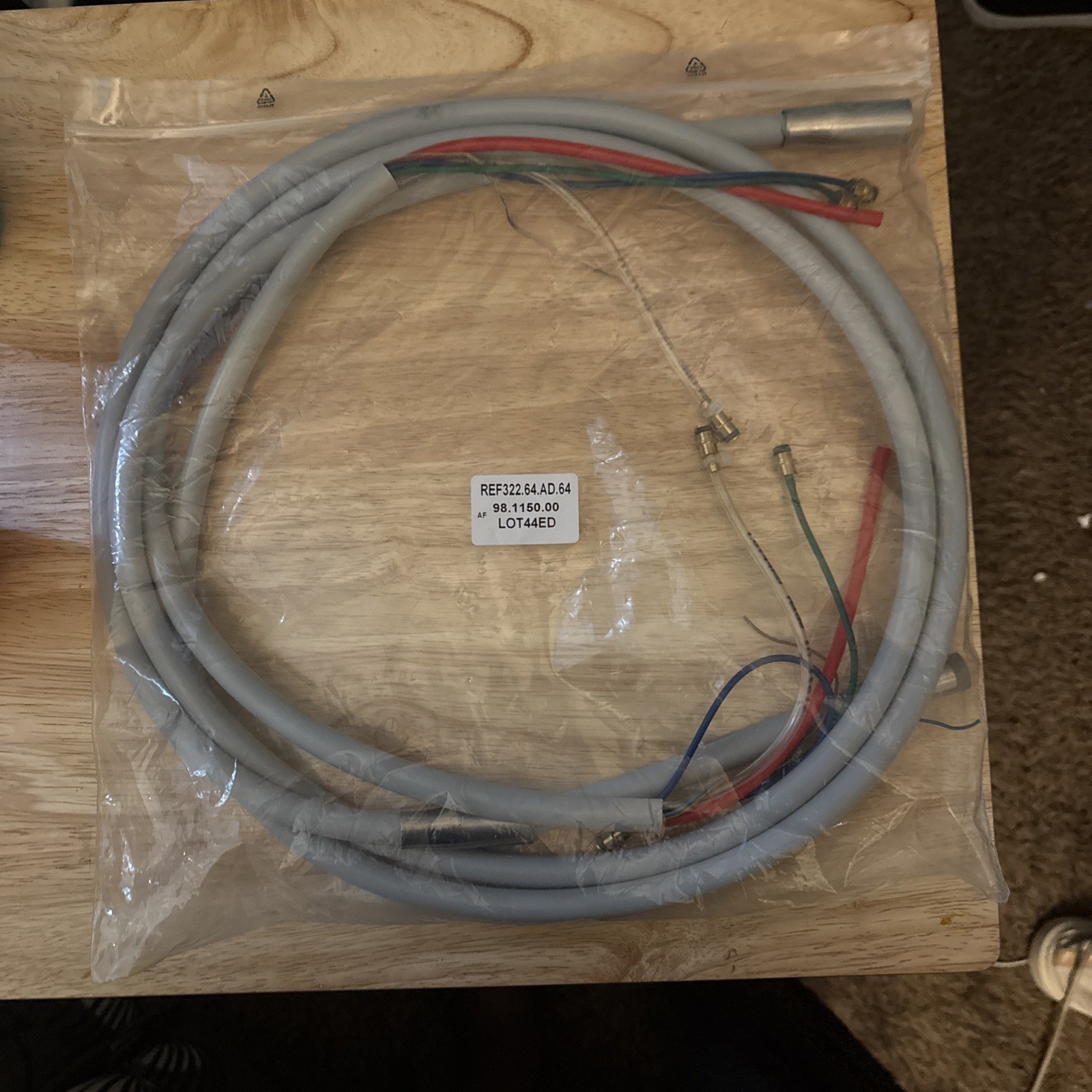 Adec Dental 6 Pin  Fiber Optic Tubing REF322.64.AD.64    AF 98.1150.00 LOT44ED