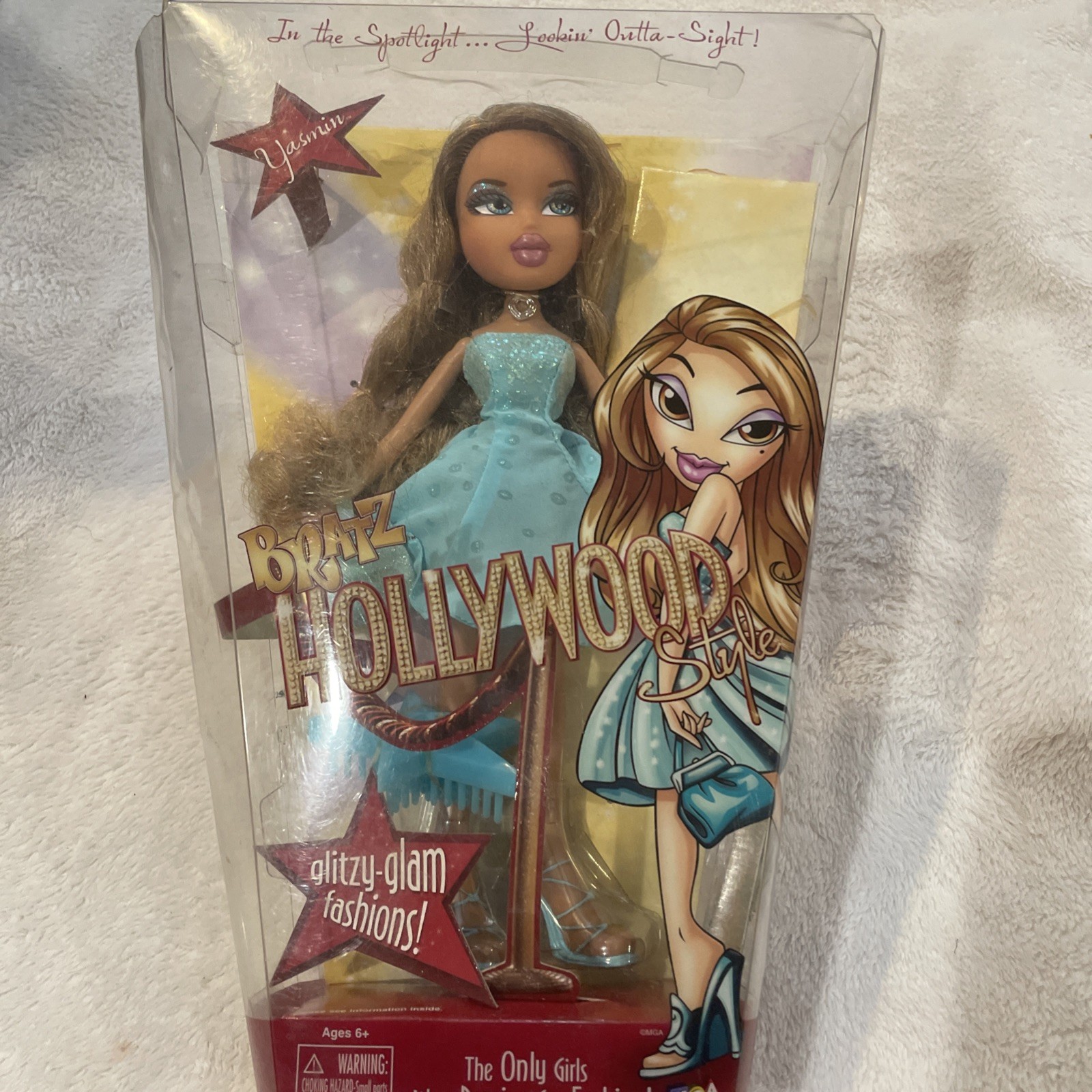 MGA Entertainment Bratz Hollywood Style Yasmin Fashion Doll #321705 See Pic