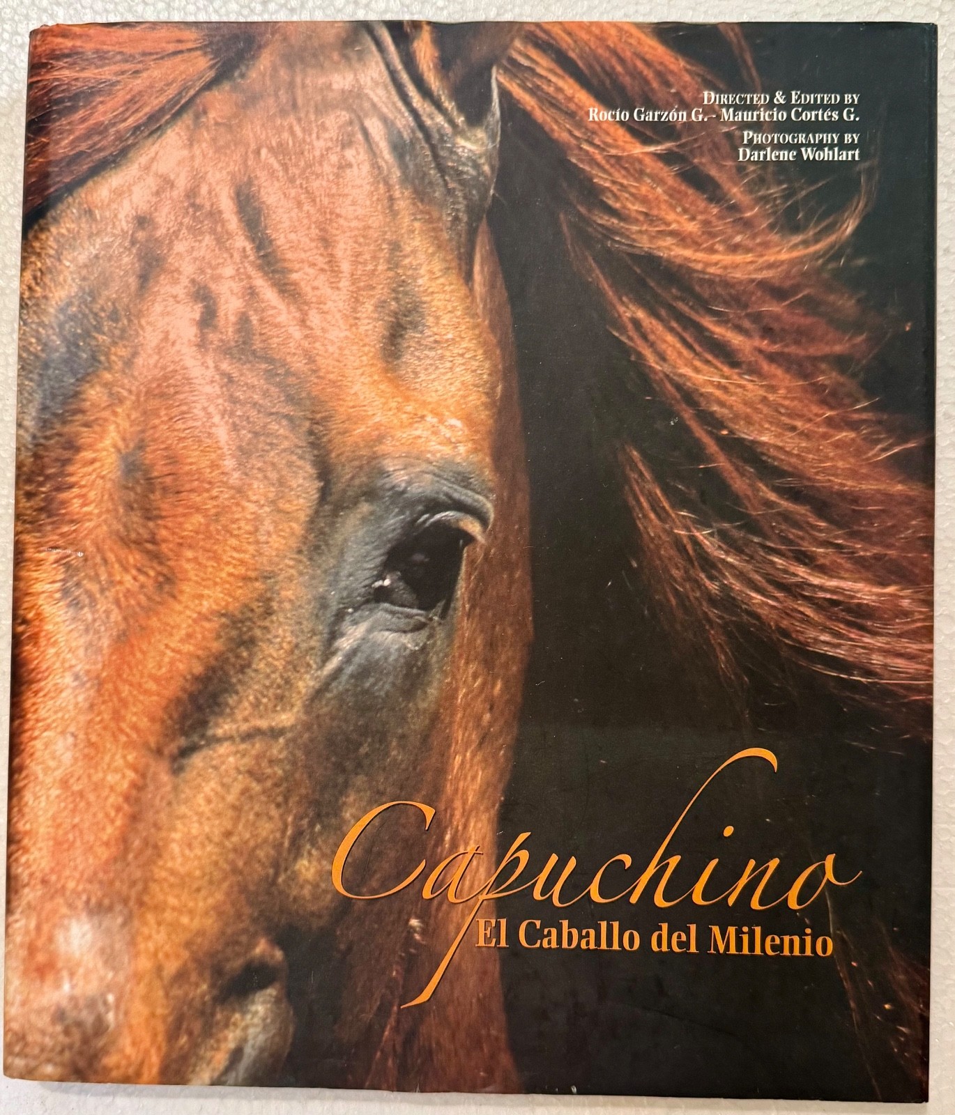 RARE Capuchino El Caballo del Milenio Horse of the Millennium Bilingual Paso