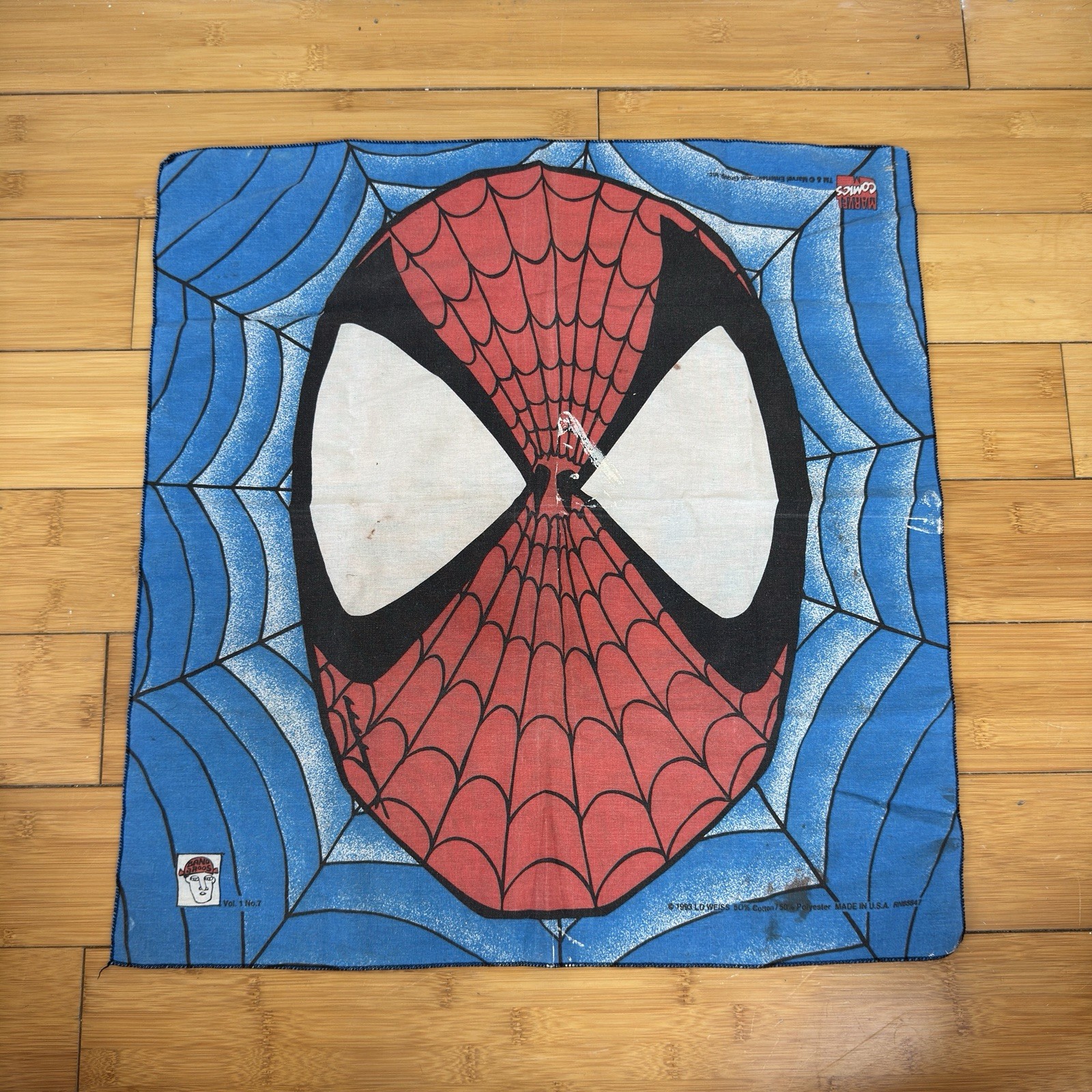 Vintage 1993 Marvel Spider-Man Comic Bandaroos Bandana - 21.5 X 21.5 Vintage 1993 Marvel Spider-Man Comic Bandaroos Bandana - 21.5 X 21.5