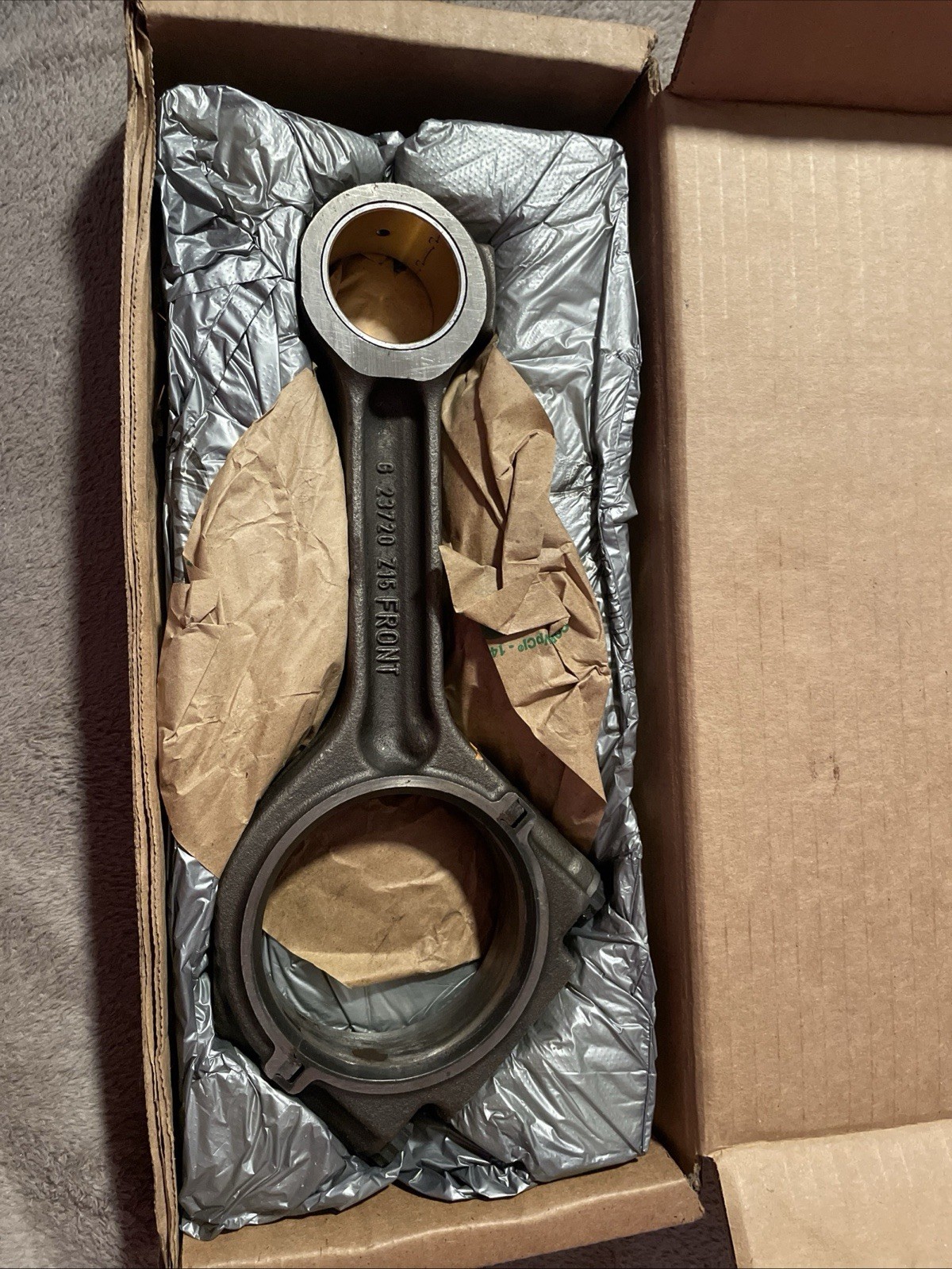 John Deere Reman. Connecting rod,  part # SE500746