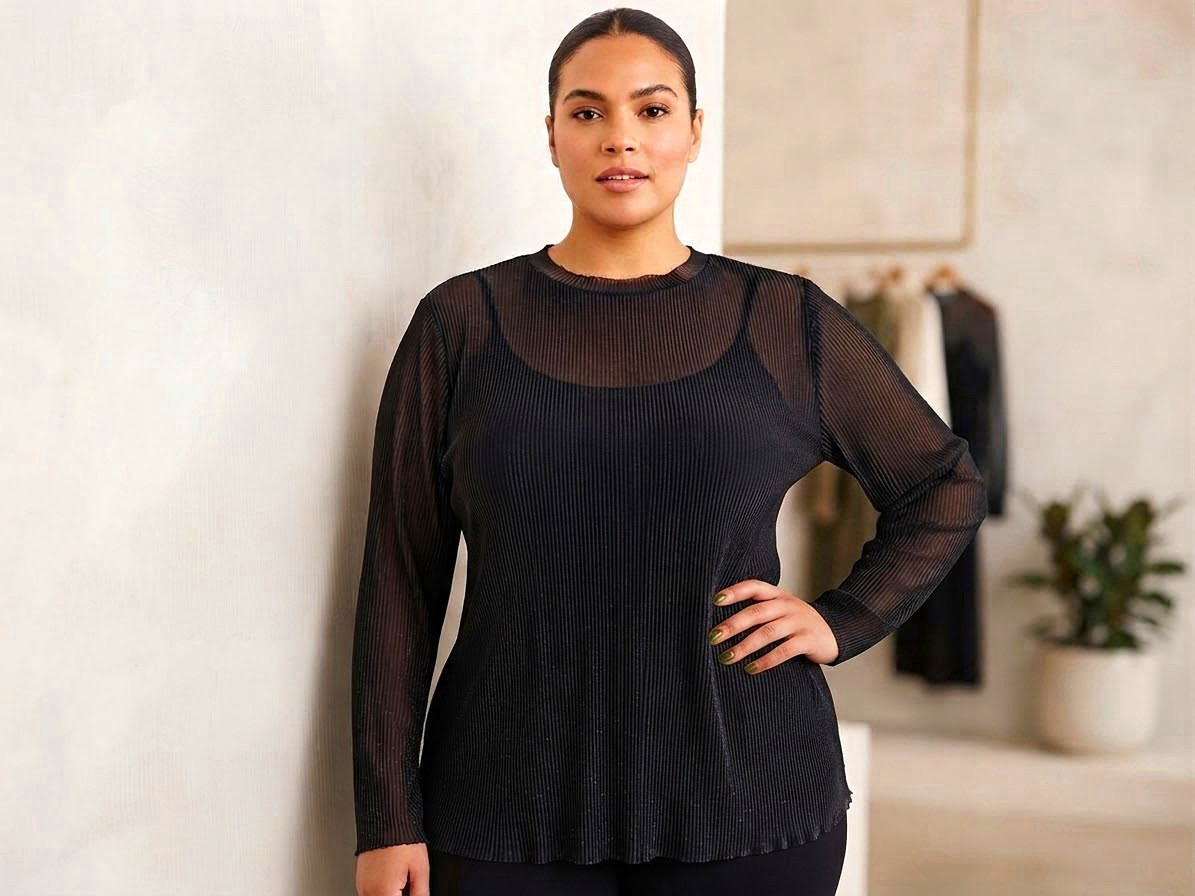 ELOQUII Plus Size Black Sheer Pleated Long Sleeve Blouse Top Round Neck 2X 26/28 ELOQUII Plus Size Black Sheer Pleated Long Sleeve Blouse Top Round Neck 2X 26/28