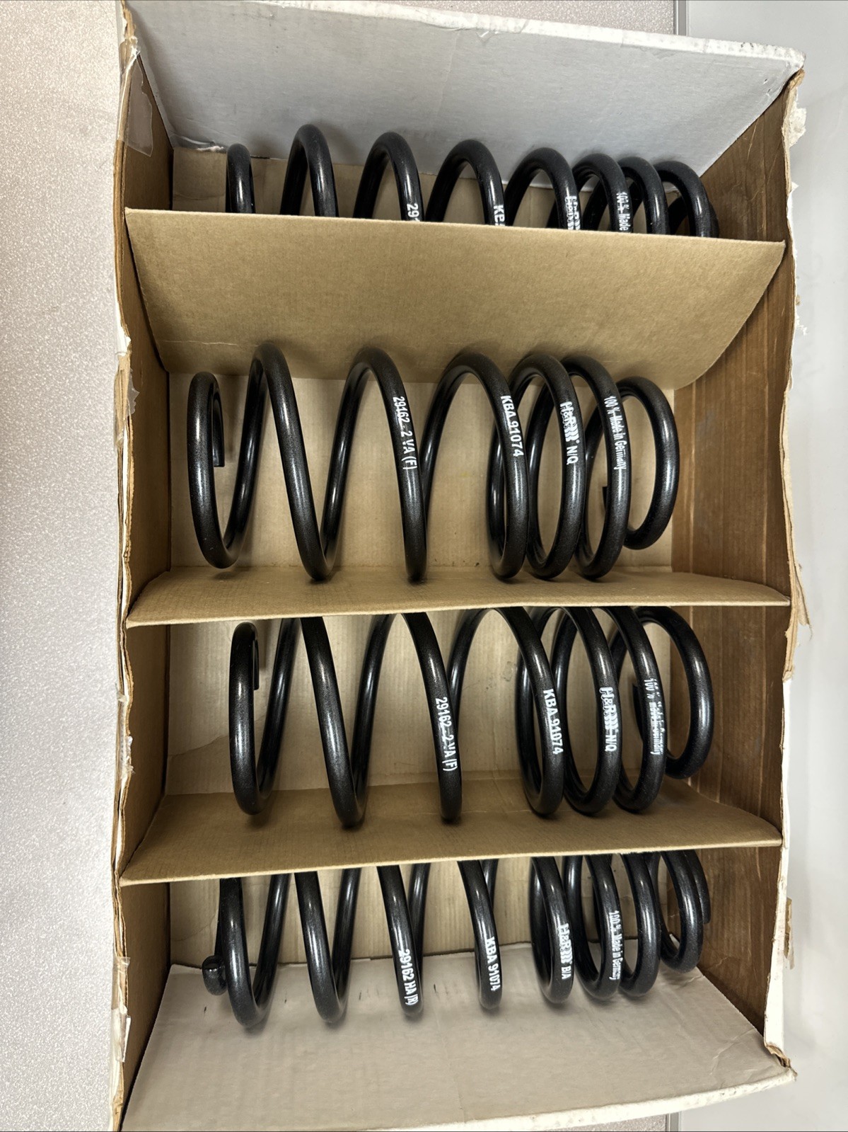 H&R Lowering Springs 35-40mm for VW Touran Mod. 2010(1T) 2WD 1071kg+FA -1110kgRA H&R Lowering Springs 35-40mm for VW Touran Mod. 2010(1T) 2WD 1071kg+FA -1110kgRA