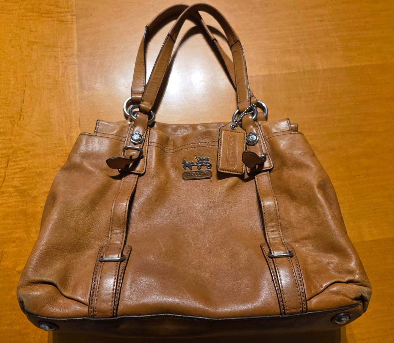 LADIES COACH TAN MADISON MIA D1073-15409 SOFT LEATHER HANDBAG / BUCKLE ACCENTS LADIES COACH TAN MADISON MIA D1073-15409 SOFT LEATHER HANDBAG / BUCKLE ACCENTS