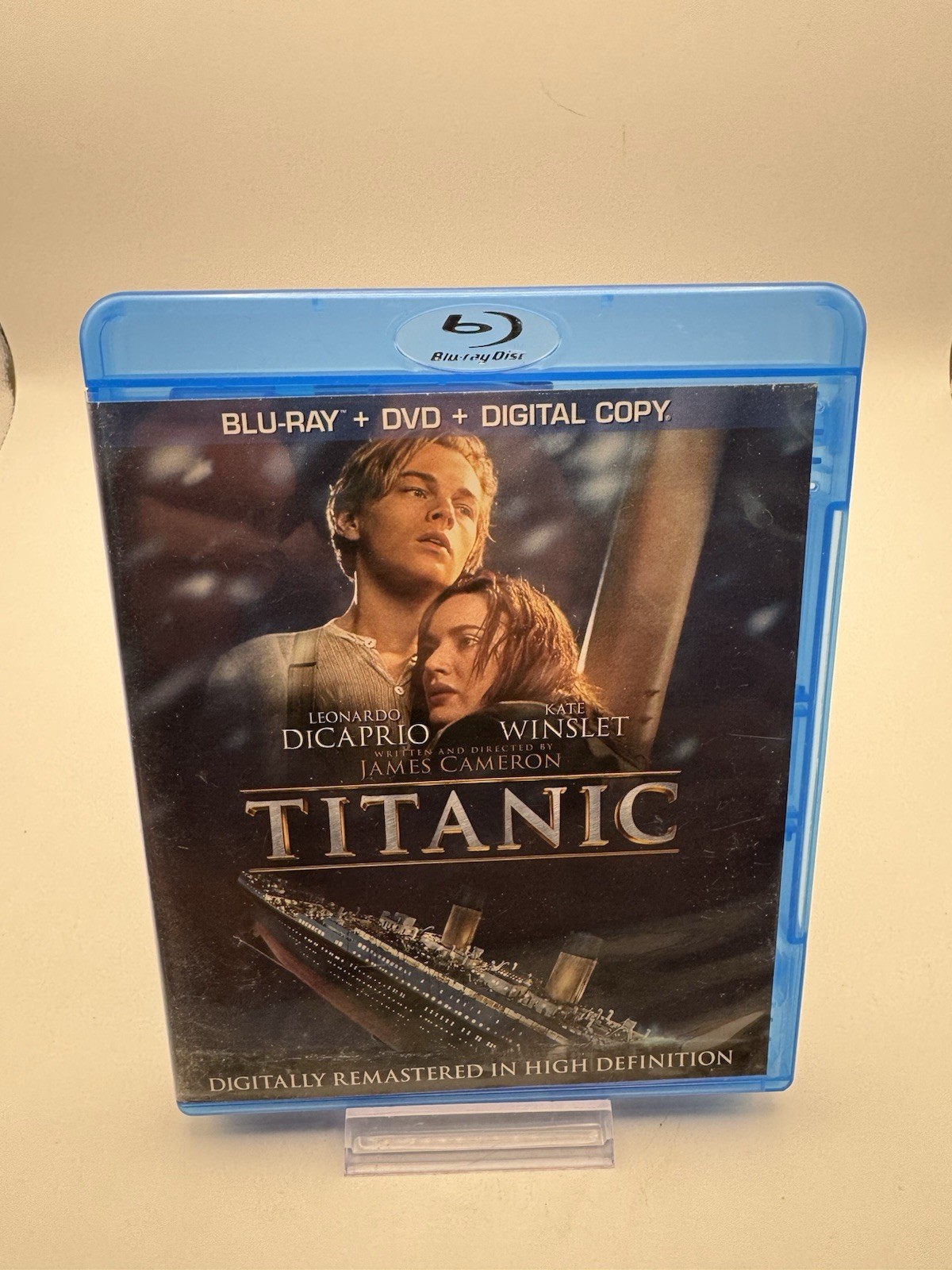 Titanic - Blu-Ray/DVD - 4 Disc Set Leonardo DiCaprio Kate Winslet