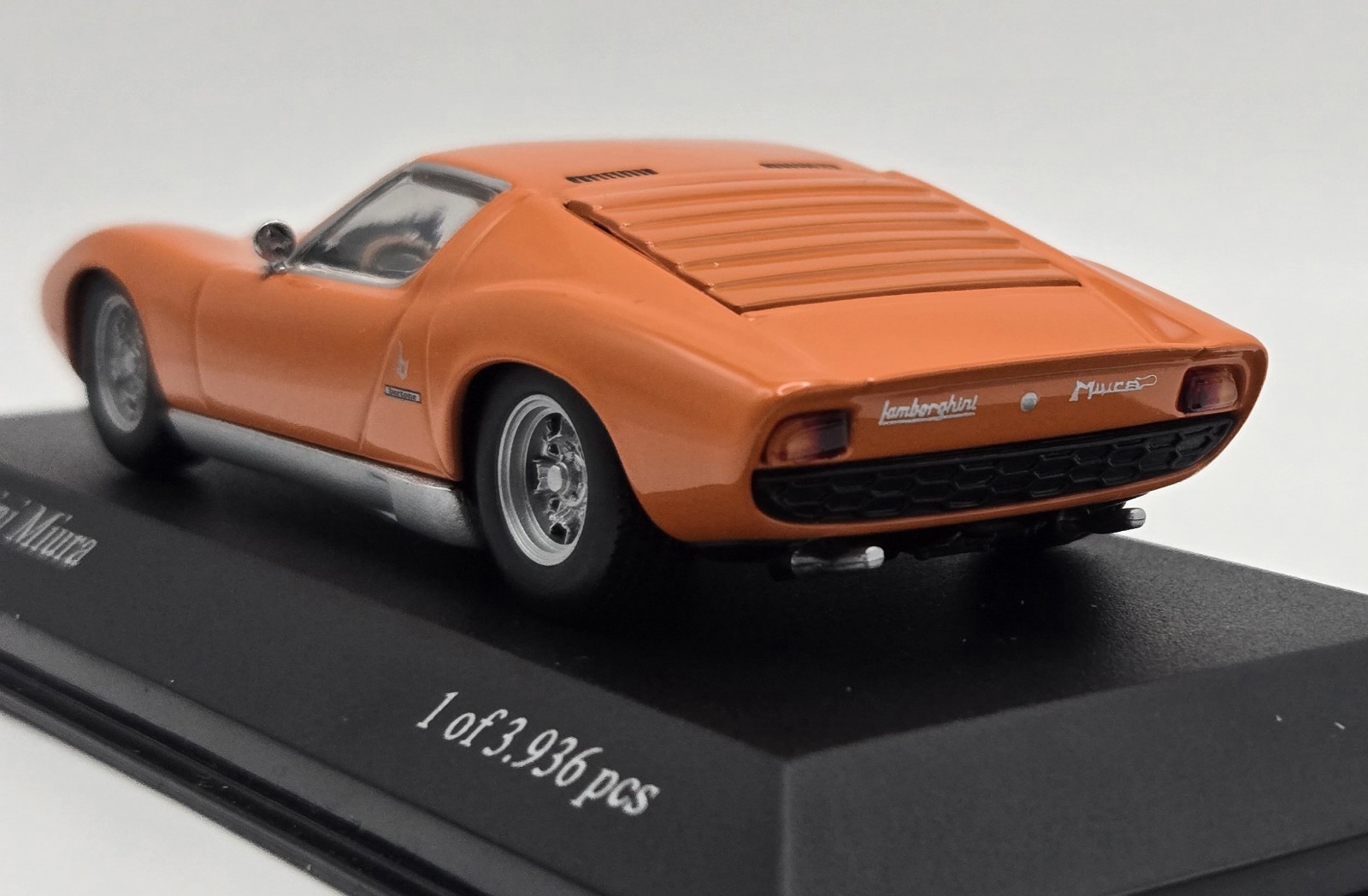 Paul\'s Model Art Minichamps 1966 Lamborghini Miura 1/43 Orange 🧡 Rare, WOW MIB