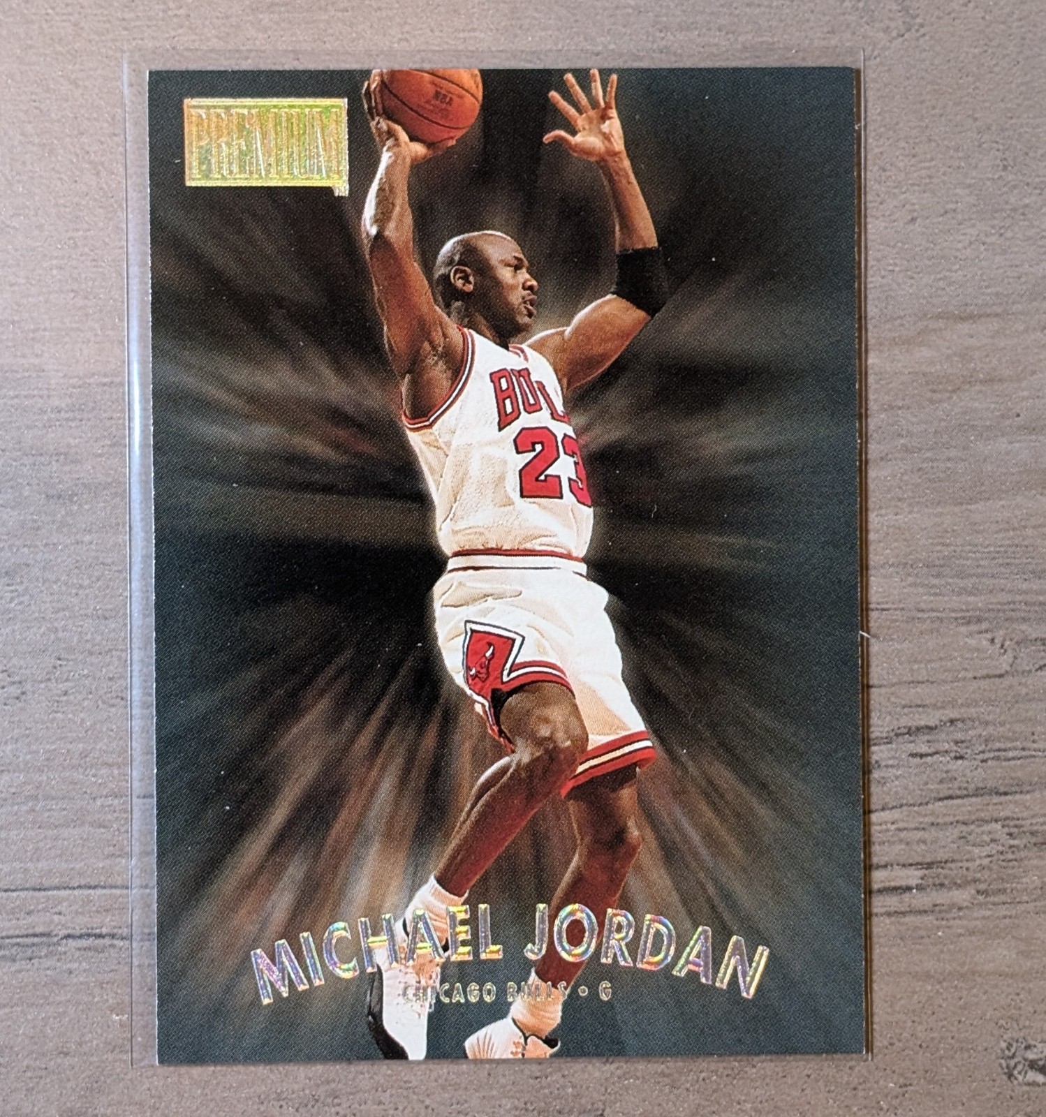 1997-98 Skybox Premium - Michael Jordan #29 1997-98 Skybox Premium - Michael Jordan #29