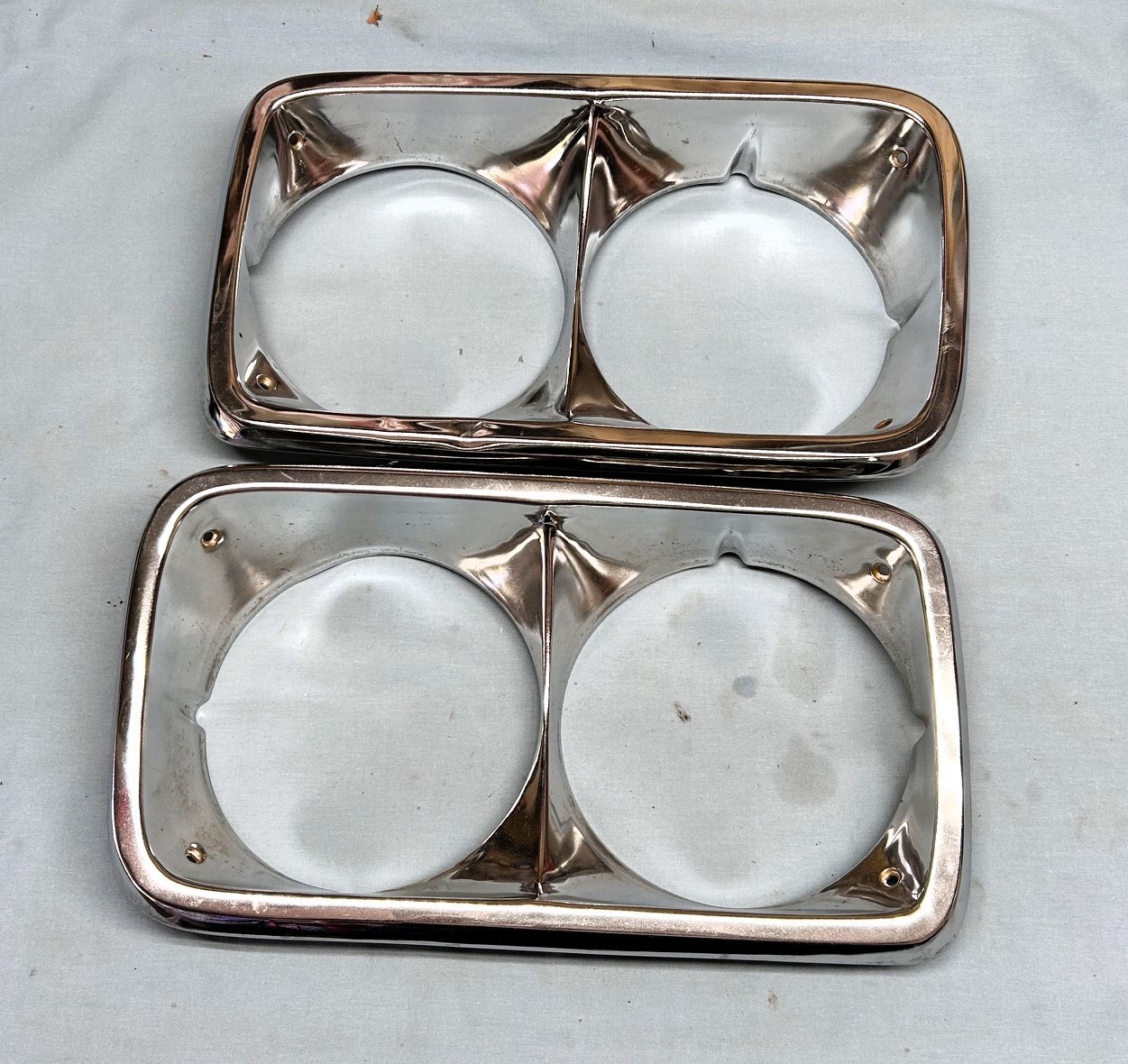 1967 1968 1969 1970 1971 1972 GMC TRUCK CHROME HEADLIGHT BEZELS LH RH JIMMY