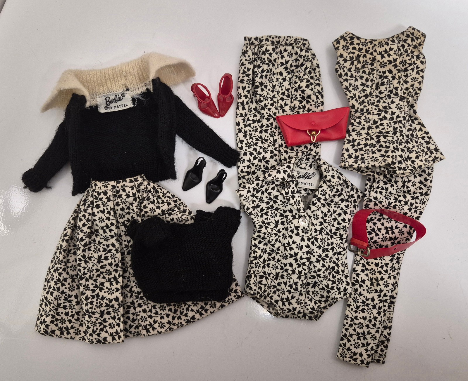 Vintage 1962-63 Black & White Floral Cotton Mattel Mix & Match Pac Group Barbie 
