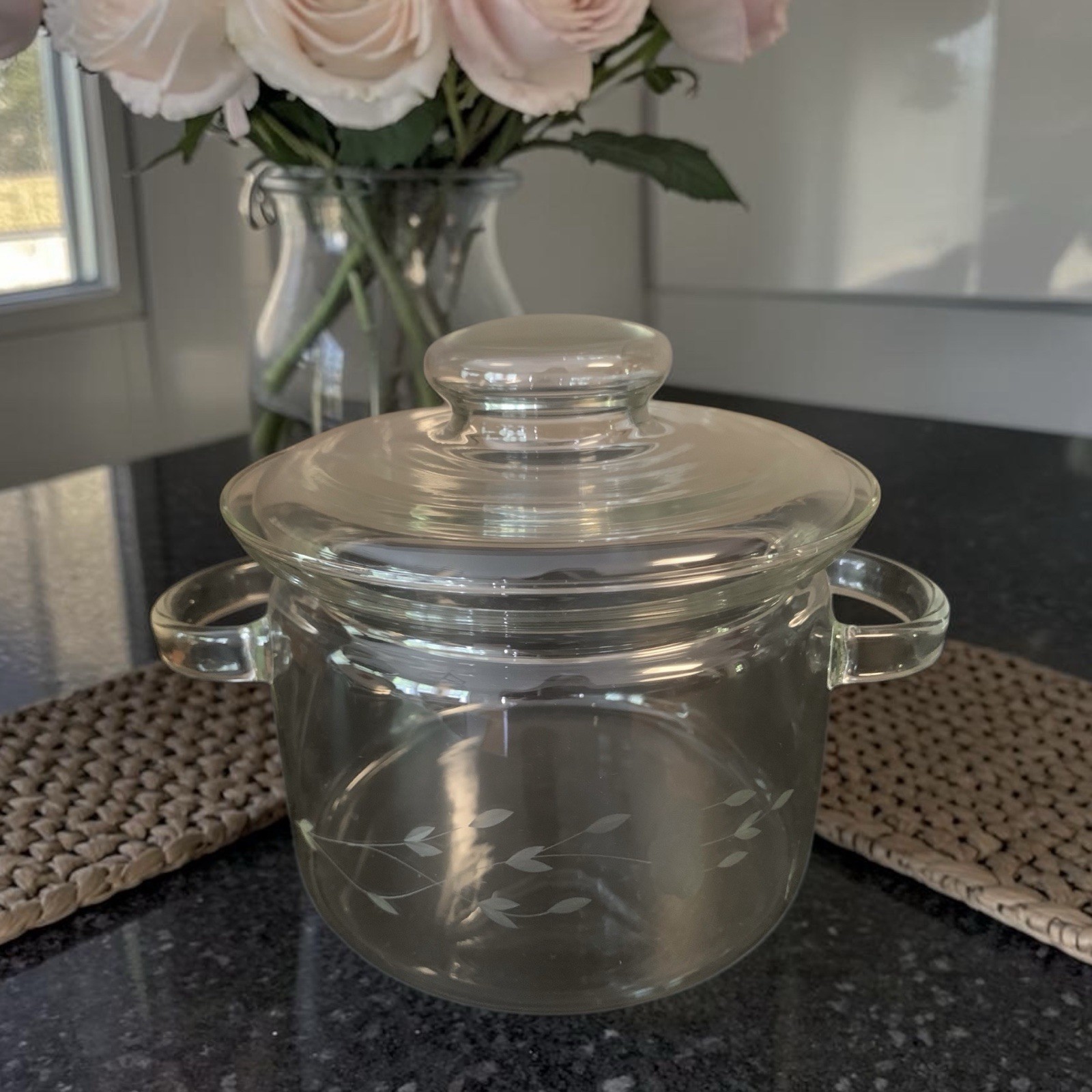 Princess House Heritage 2 Quart Covered Pot w/ Handles Clear Glass w/ Lid