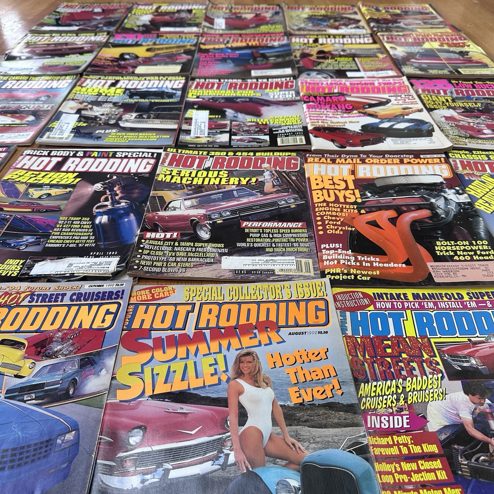 Group Of 25 Vintage 1991- 1996 Popular Hot Rodding Magazines Group Of 25 Vintage 1991- 1996 Popular Hot Rodding Magazines
