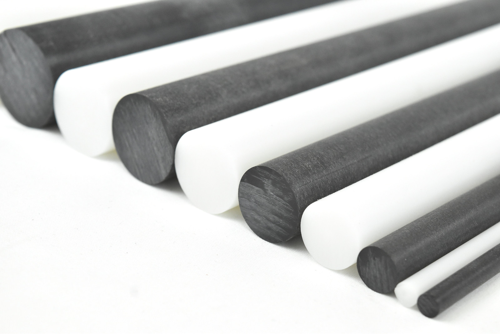 BuyPlastic White Delrin / Acetal Copolymer Rod 3 3/4 BuyPlastic White Delrin / Acetal Copolymer Rod 3 3/4