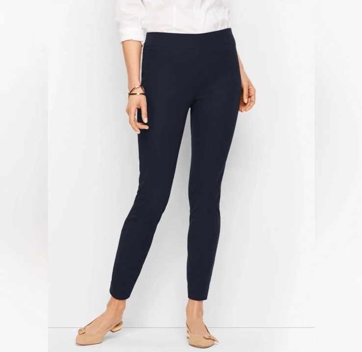 NWT Talbots Women’s Size 12 Blue Cotton Blend Essex Ankle Pull On Pant