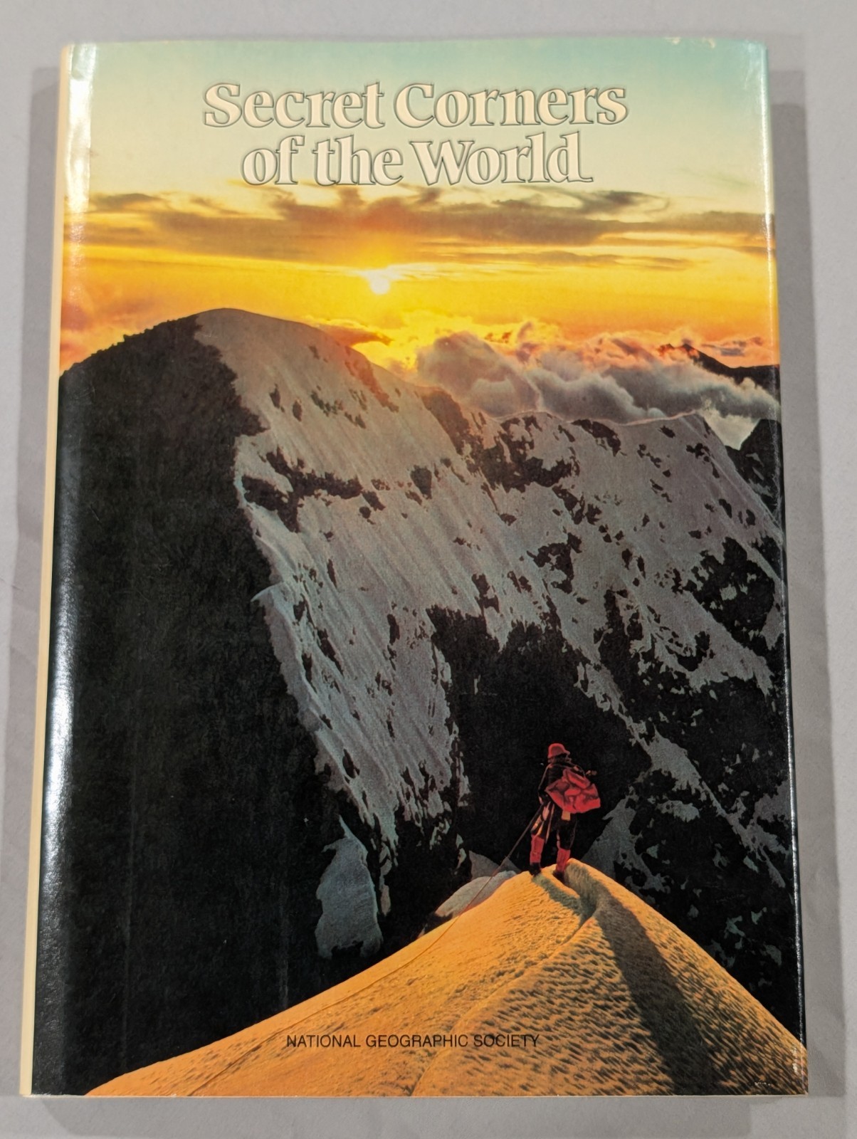 Secret Corners Of The World 1982 VTG Secret Corners Of The World 1982 VTG
