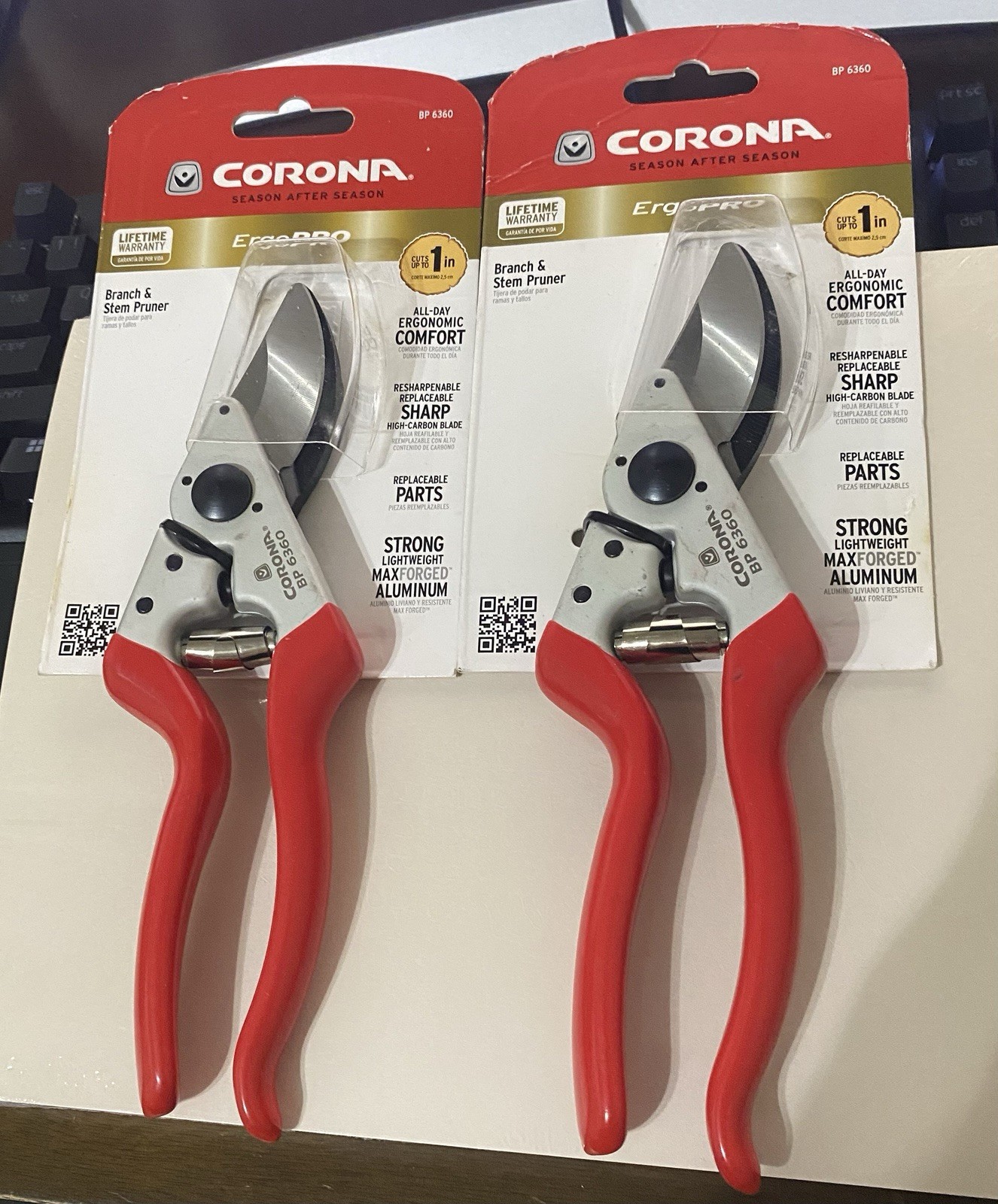 CORONA 6360 FORGED STEEL ALUM. HANDLES  ANGLED BYPASS HAND PRUNNER 1'' CUT  NEW