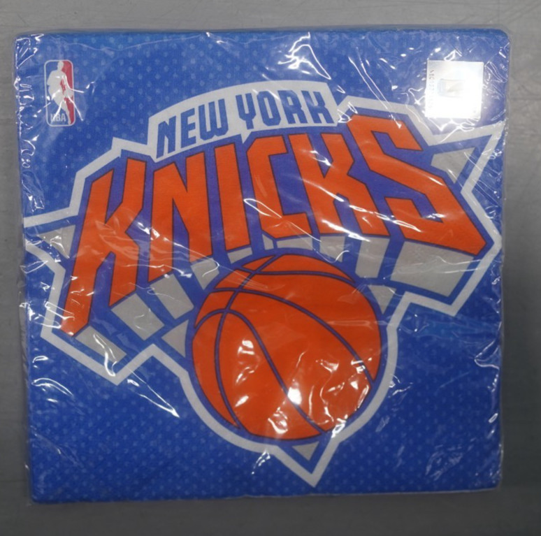 RARE OFFICIAL NEW YORK KNICKS NBA NAPKINS PACK OF 16 SEALED NEW