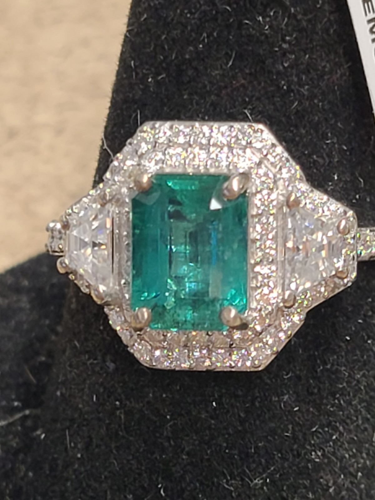 Size 7 D\'Joy Premium Kagem Zambian Emerald and Moissanite 2.40 ctw Architectural