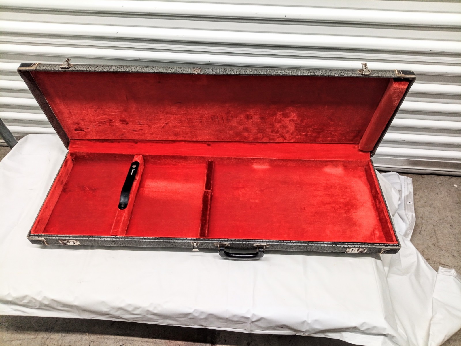 Vintage Fender Usa Mustang Guitar Hard Case USED. 41