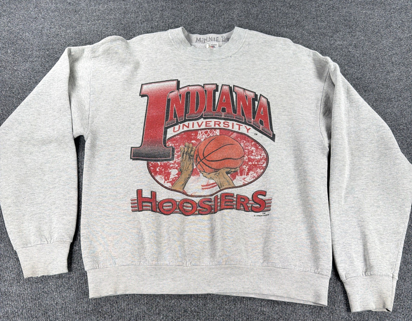 Vintage 90\'s Indiana University Hoosiers Basketball Sweatshirt-Size XL