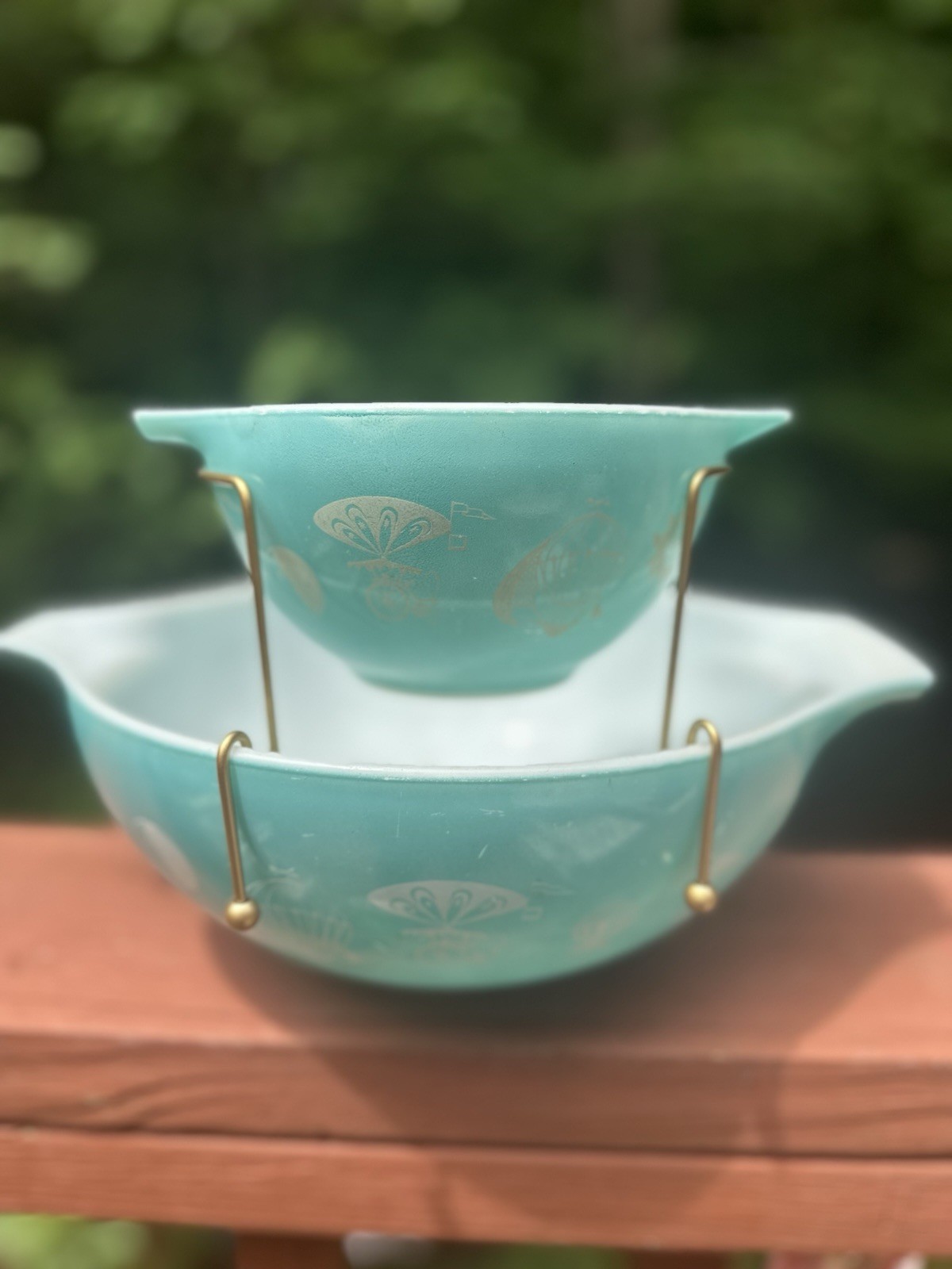 Reproduction Bracket for Pyrex Chip & Dip Cinderella Bowls Reproduction Bracket for Pyrex Chip & Dip Cinderella Bowls