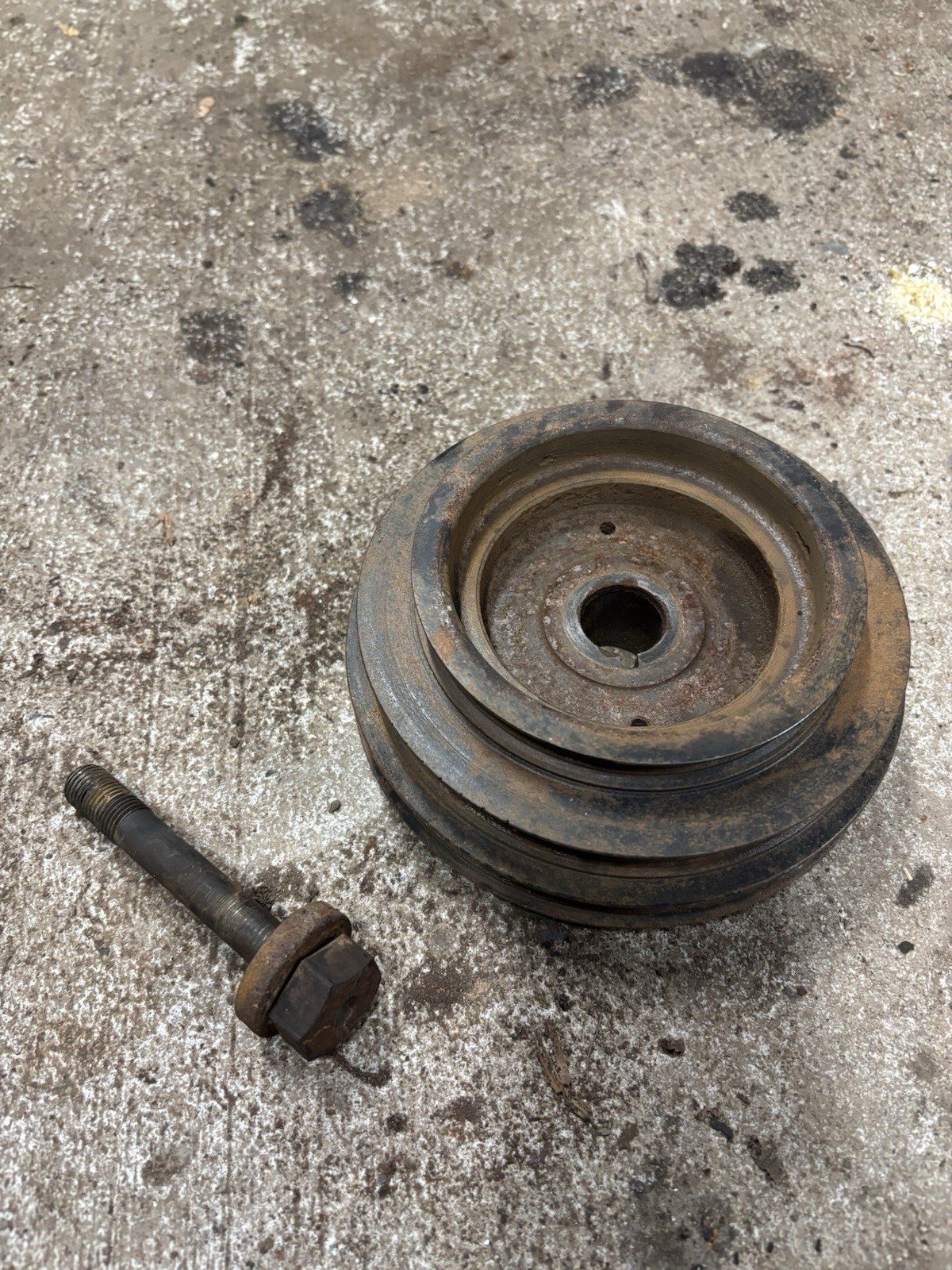 (EARLY 1987 ONLY) Nissan 300ZX VG30ET Engine Crankshaft Pulley Harmonic Balancer (EARLY 1987 ONLY) Nissan 300ZX VG30ET Engine Crankshaft Pulley Harmonic Balancer
