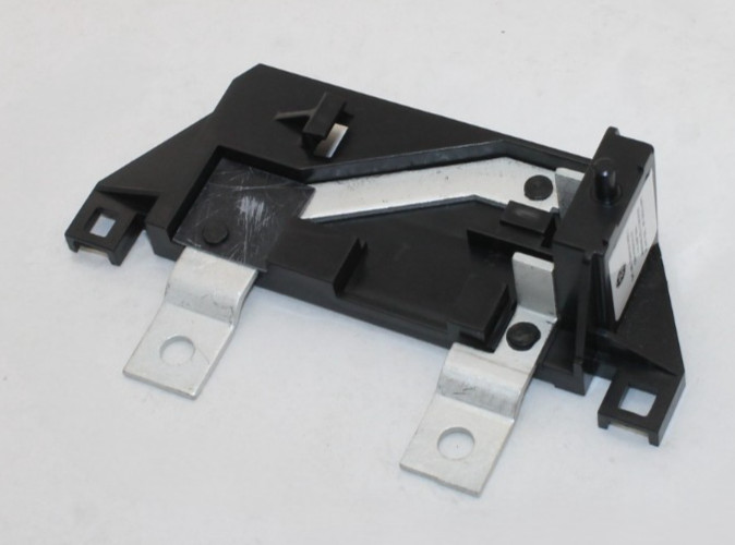 GE TQMH000 Main Circuit Breaker Mounting Kit