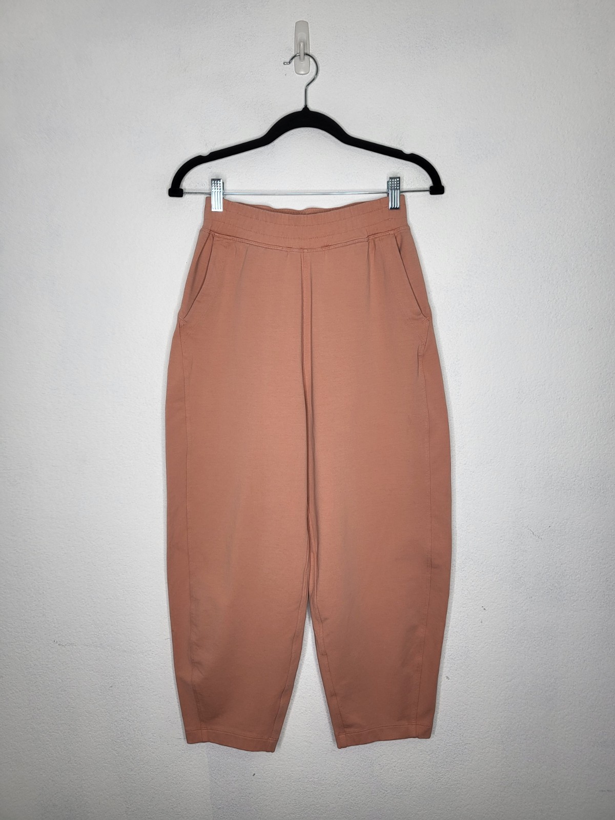LULULEMON LA Barrel Leg Pant Terry Women’s Size 4 Pink Savannah French Excellent LULULEMON LA Barrel Leg Pant Terry Women’s Size 4 Pink Savannah French Excellent
